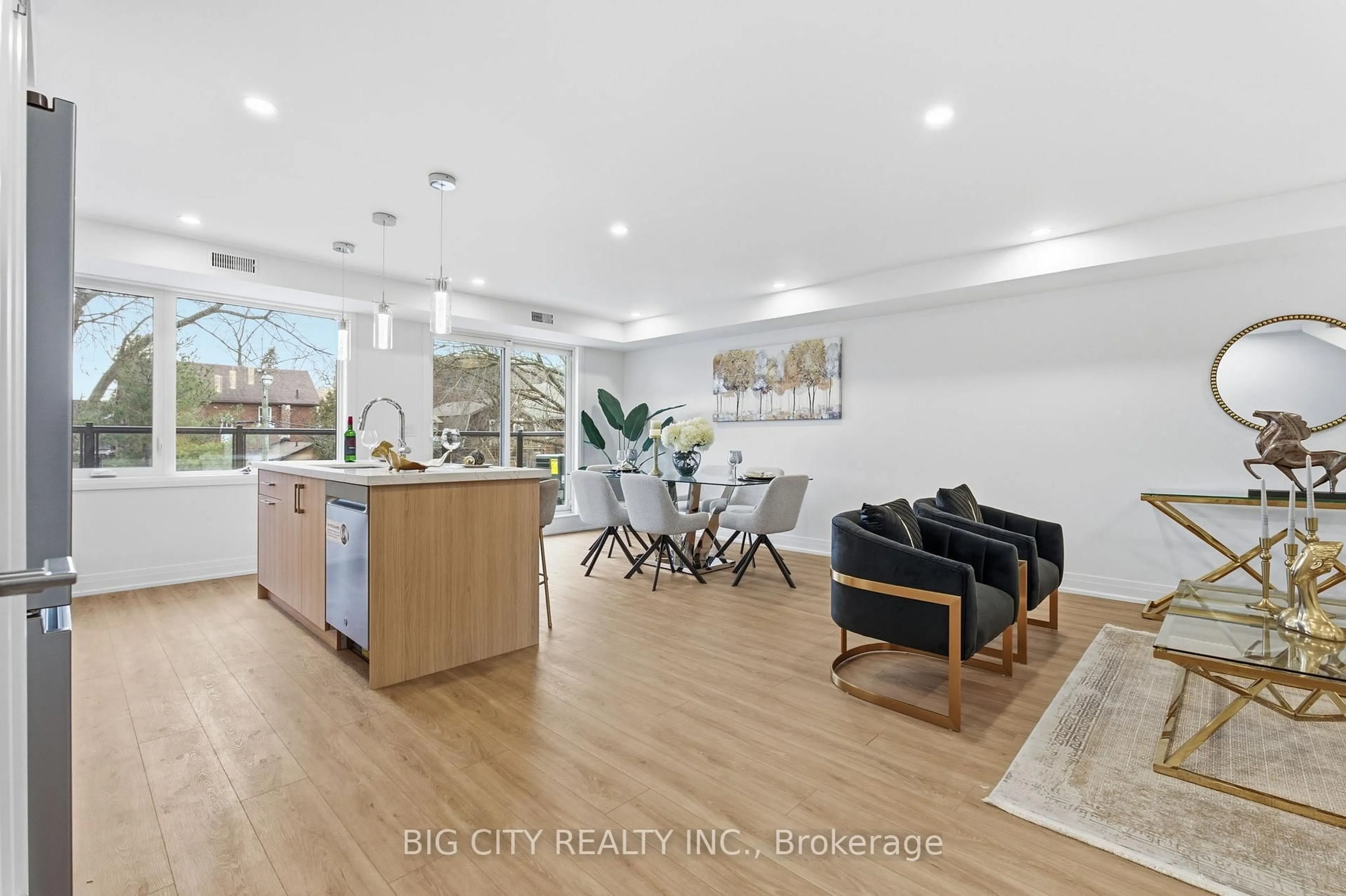 Open concept kitchen, unknown for 68 Westholme Ave #3, Toronto Ontario M6P 3B8