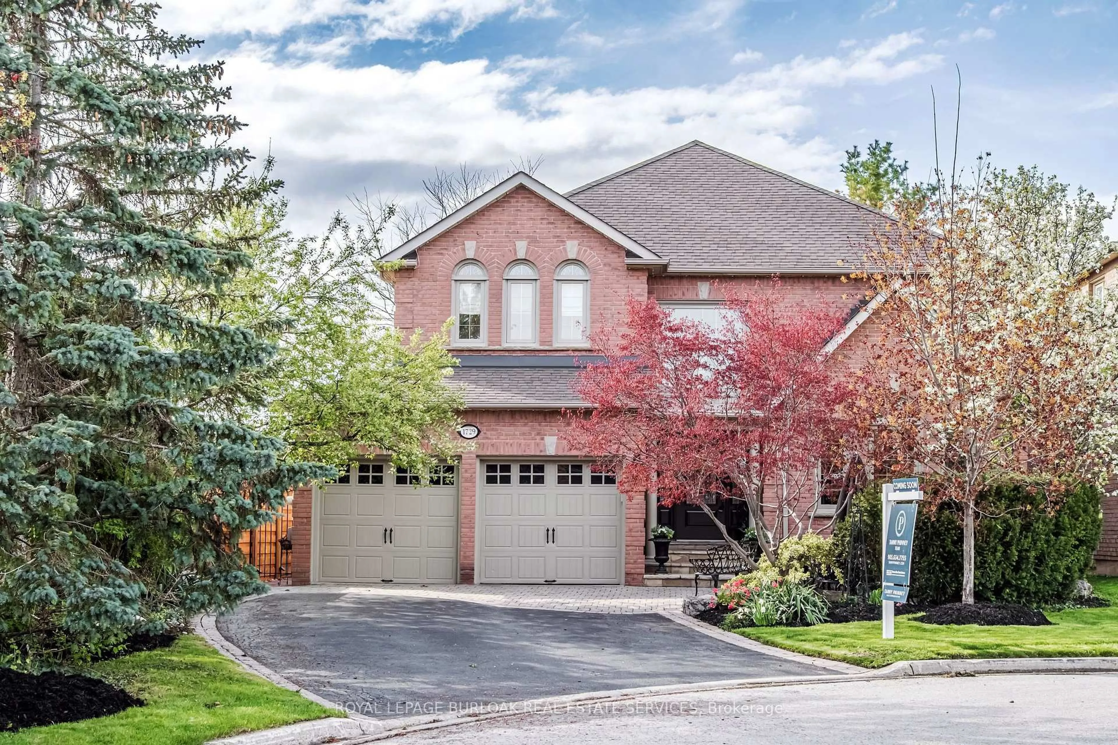 Home with brick exterior material, street for 1729 Riverbend Crt, Mississauga Ontario L5M 5J1