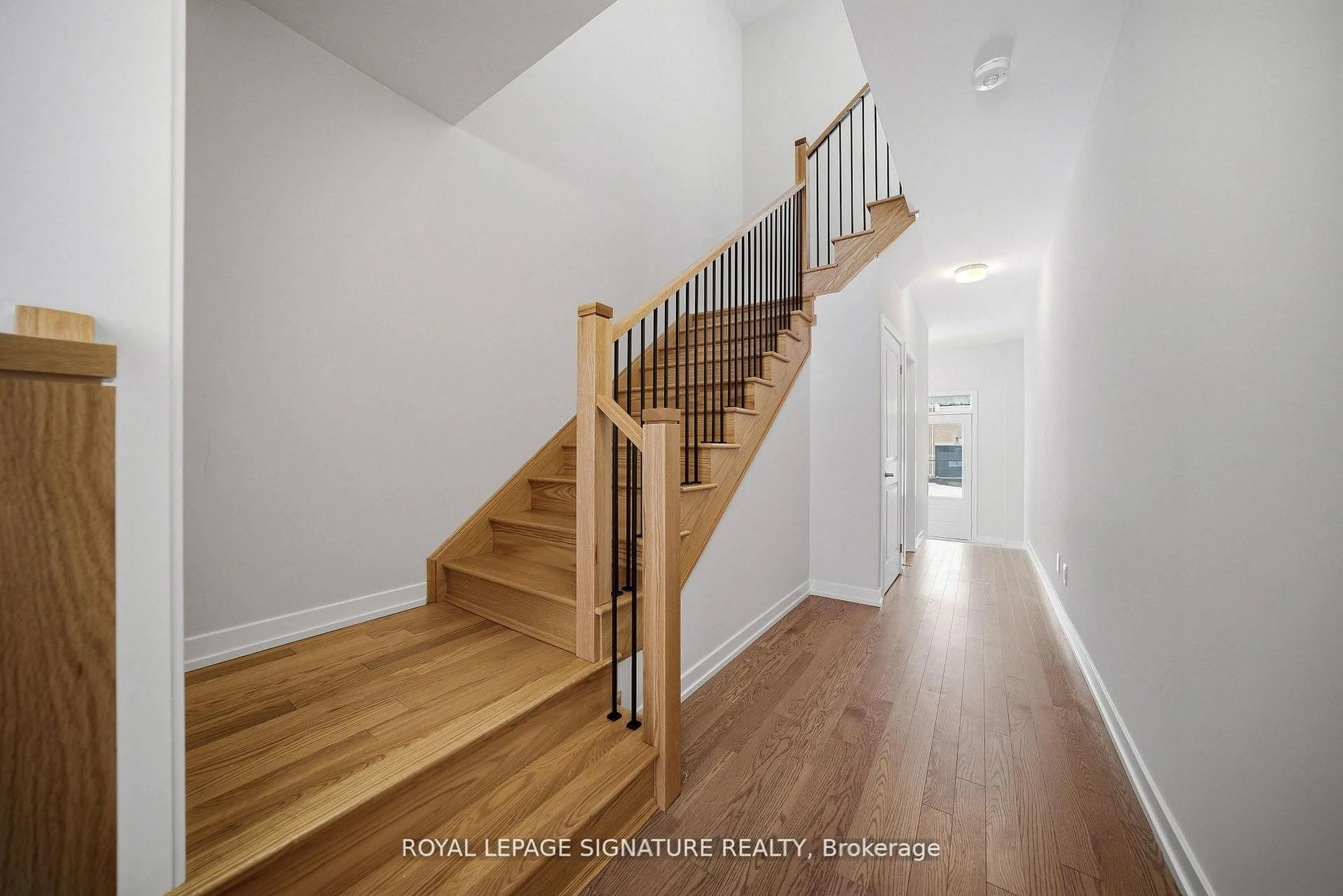 Unknown for 1201 Dartmouth Cres, Oakville Ontario L6H 8C3