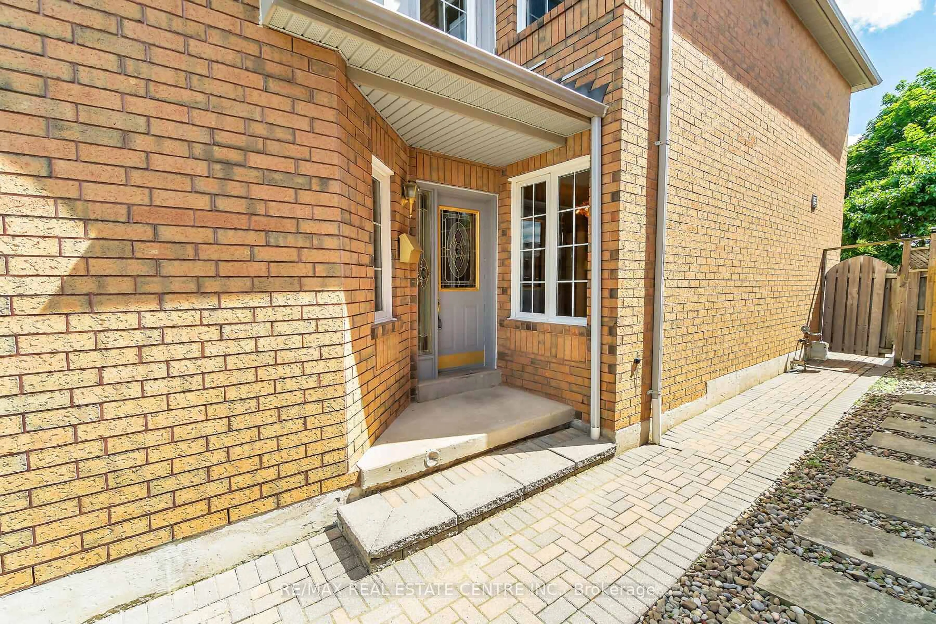 Unknown for 7 Curry Cres, Halton Hills Ontario L7G 5L4