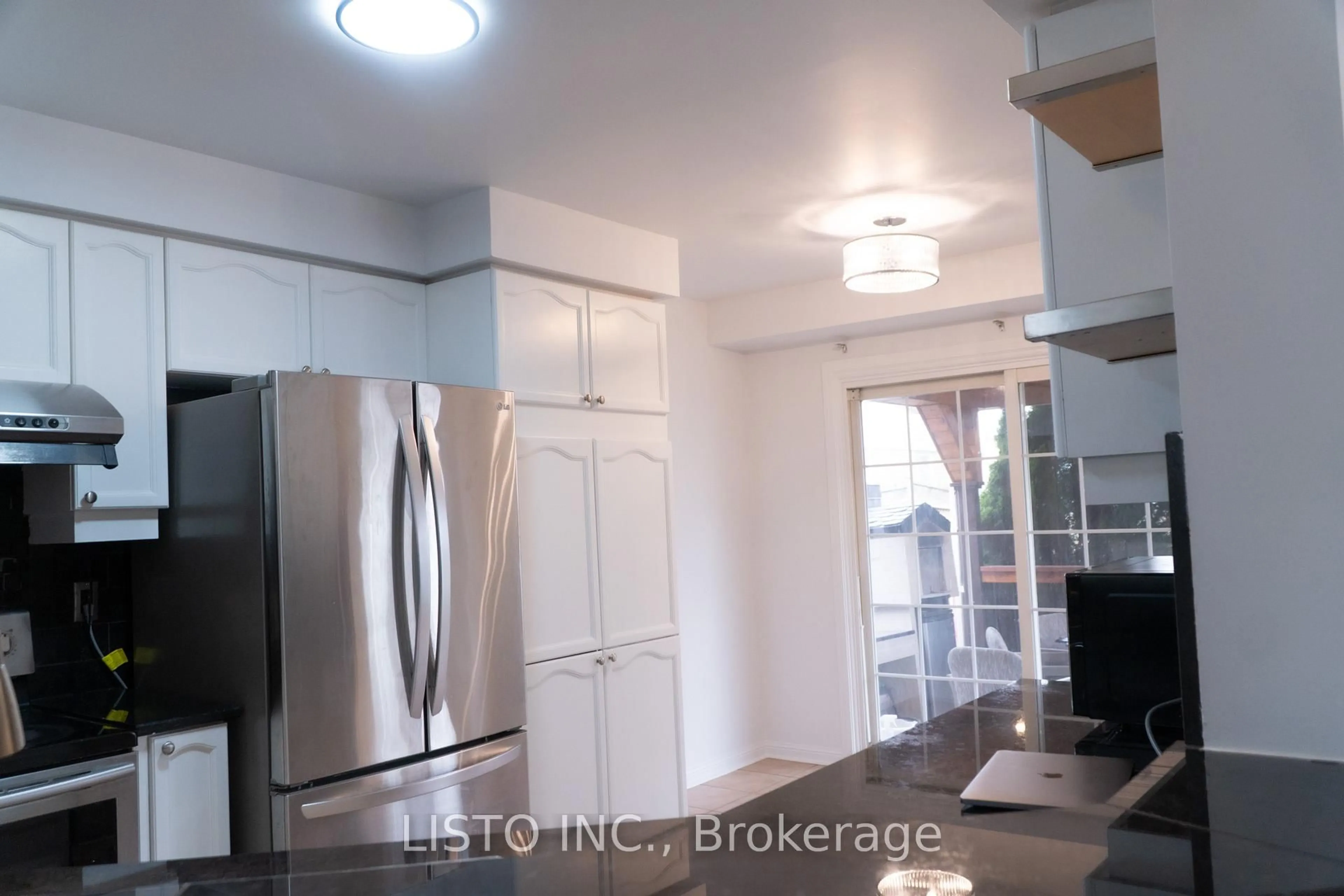 Unknown for 128 Sweetwood Circ, Brampton Ontario L7A 2S2