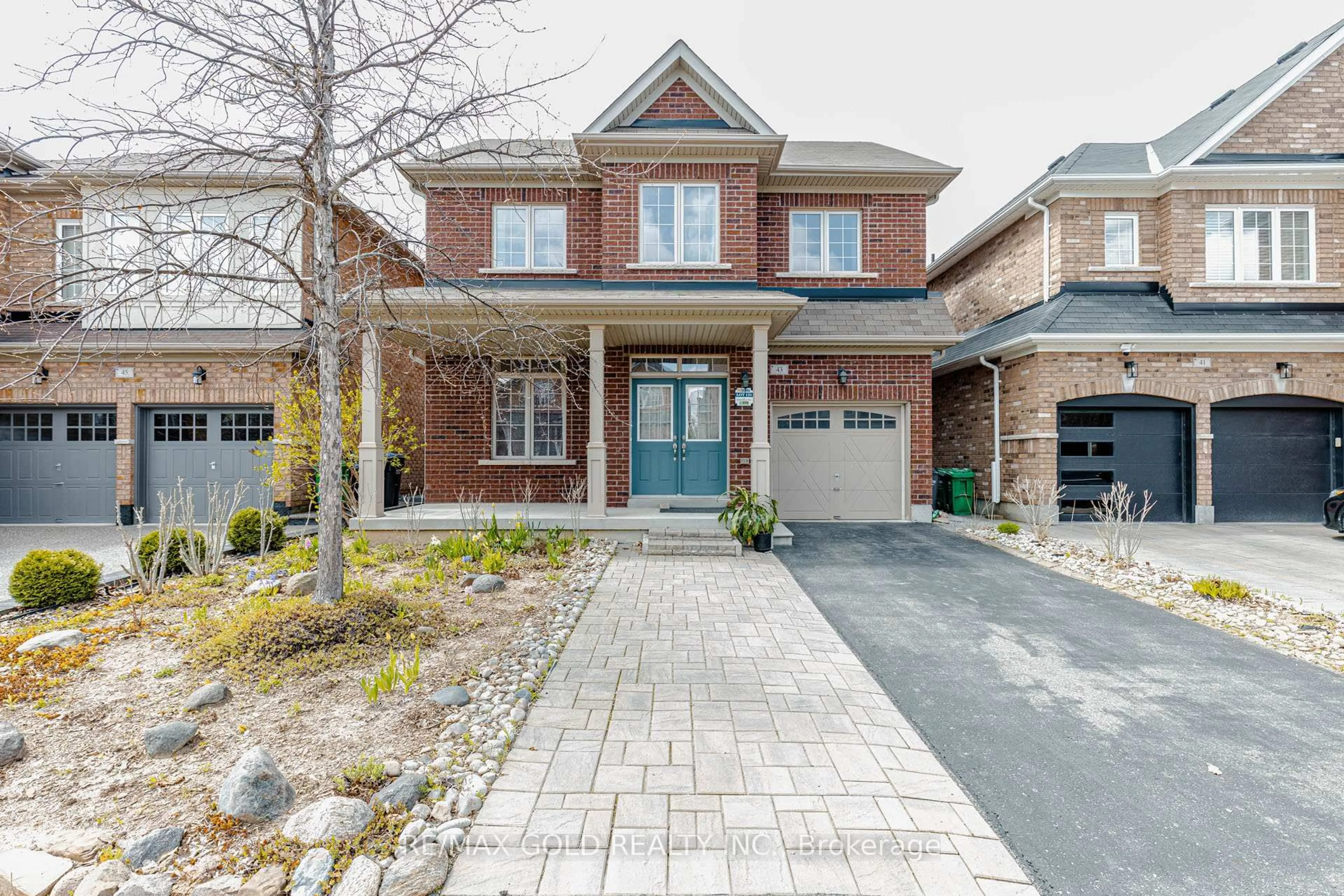Home with brick exterior material, street for 43 George Robinson Dr, Brampton Ontario L6Y 2E3