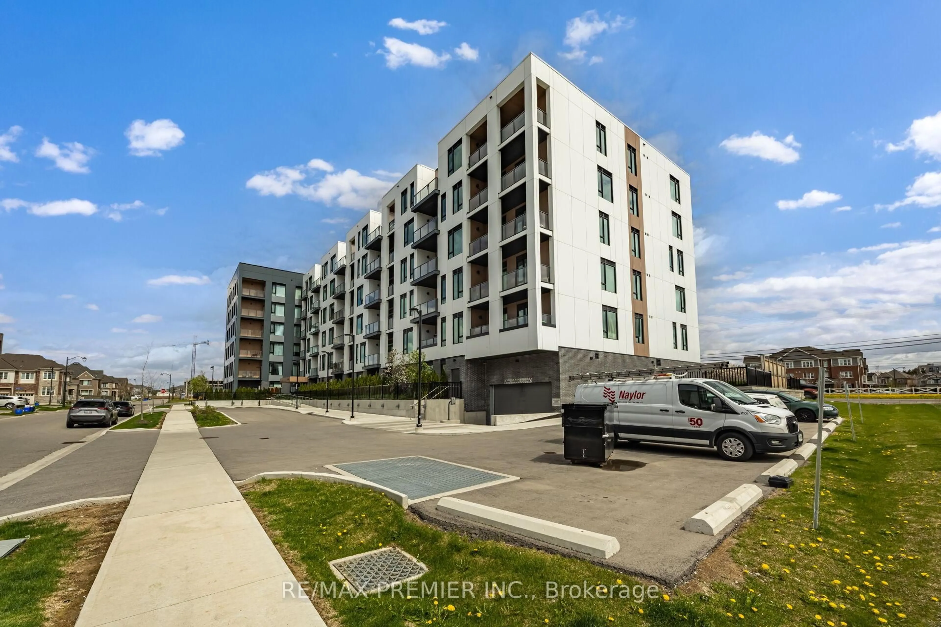 A pic from outside/outdoor area/front of a property/back of a property/a pic from drone, street for 1440 Clarriage Crt #510, Milton Ontario L9T 2X5