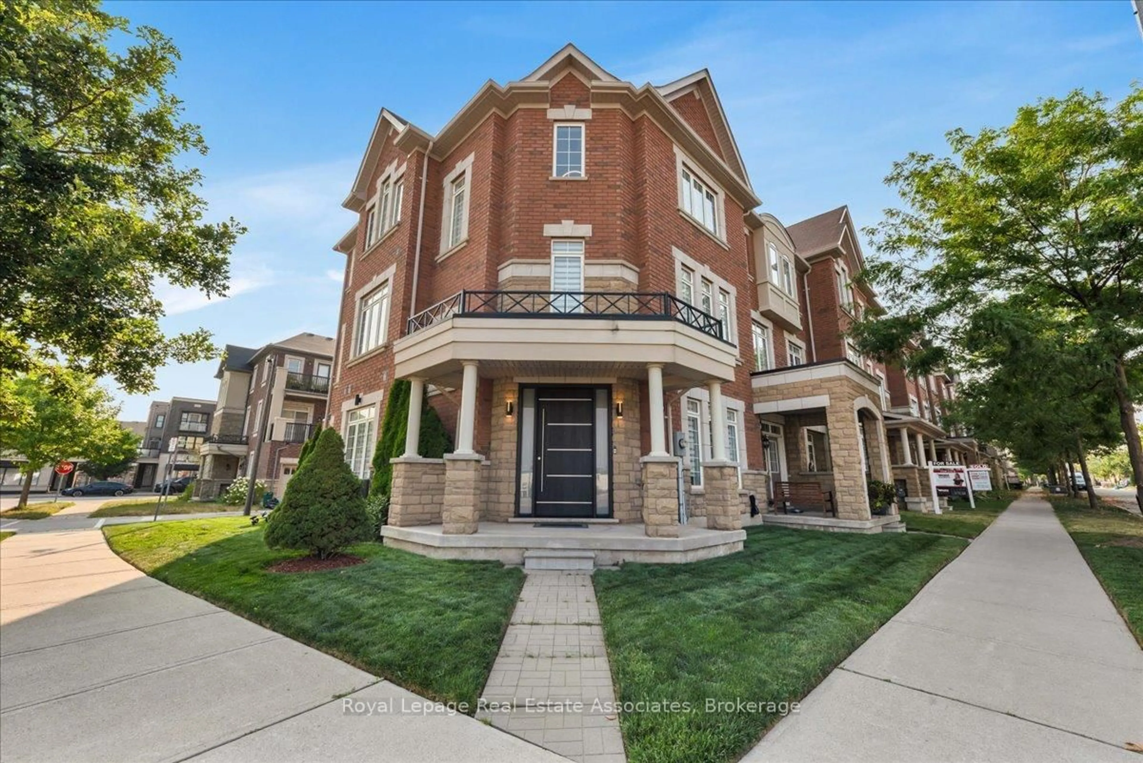 Home with brick exterior material, street for 3040 Eberly woods Dr, Oakville Ontario L6M 0T5