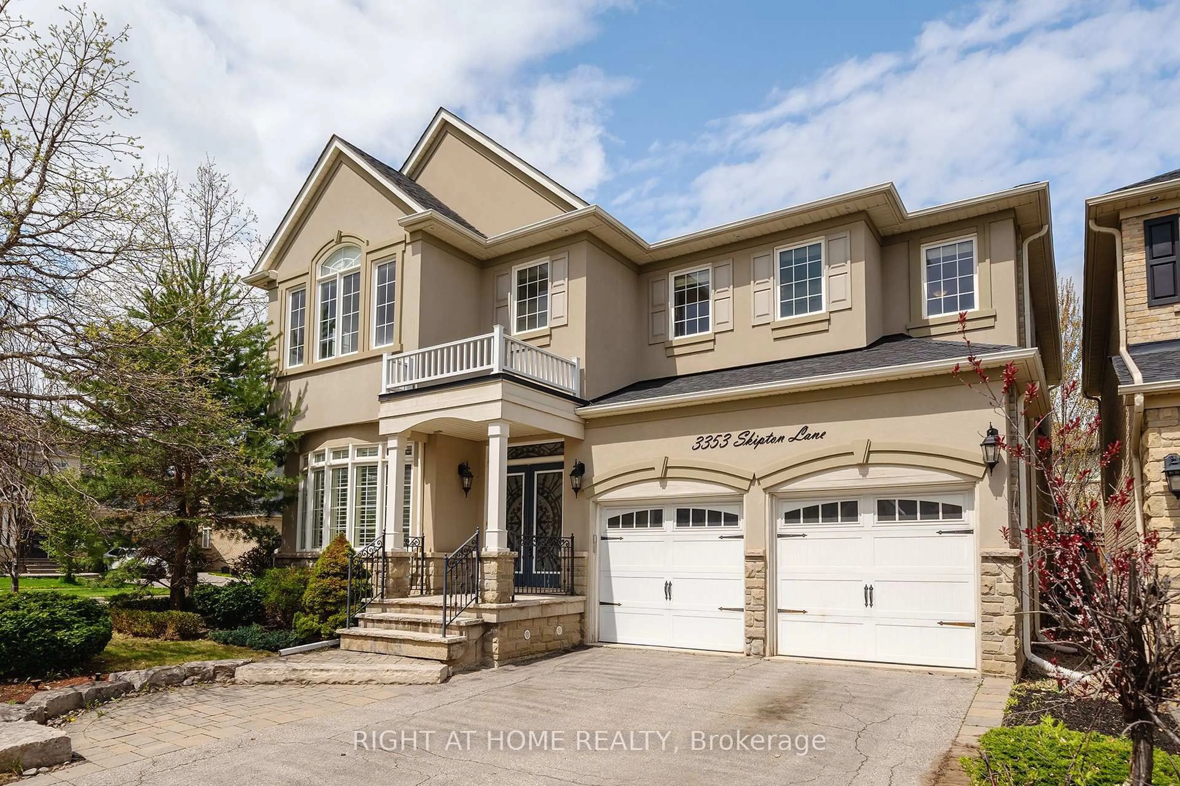 Home with brick exterior material, street for 3353 Skipton Lane, Oakville Ontario L6M 0K3