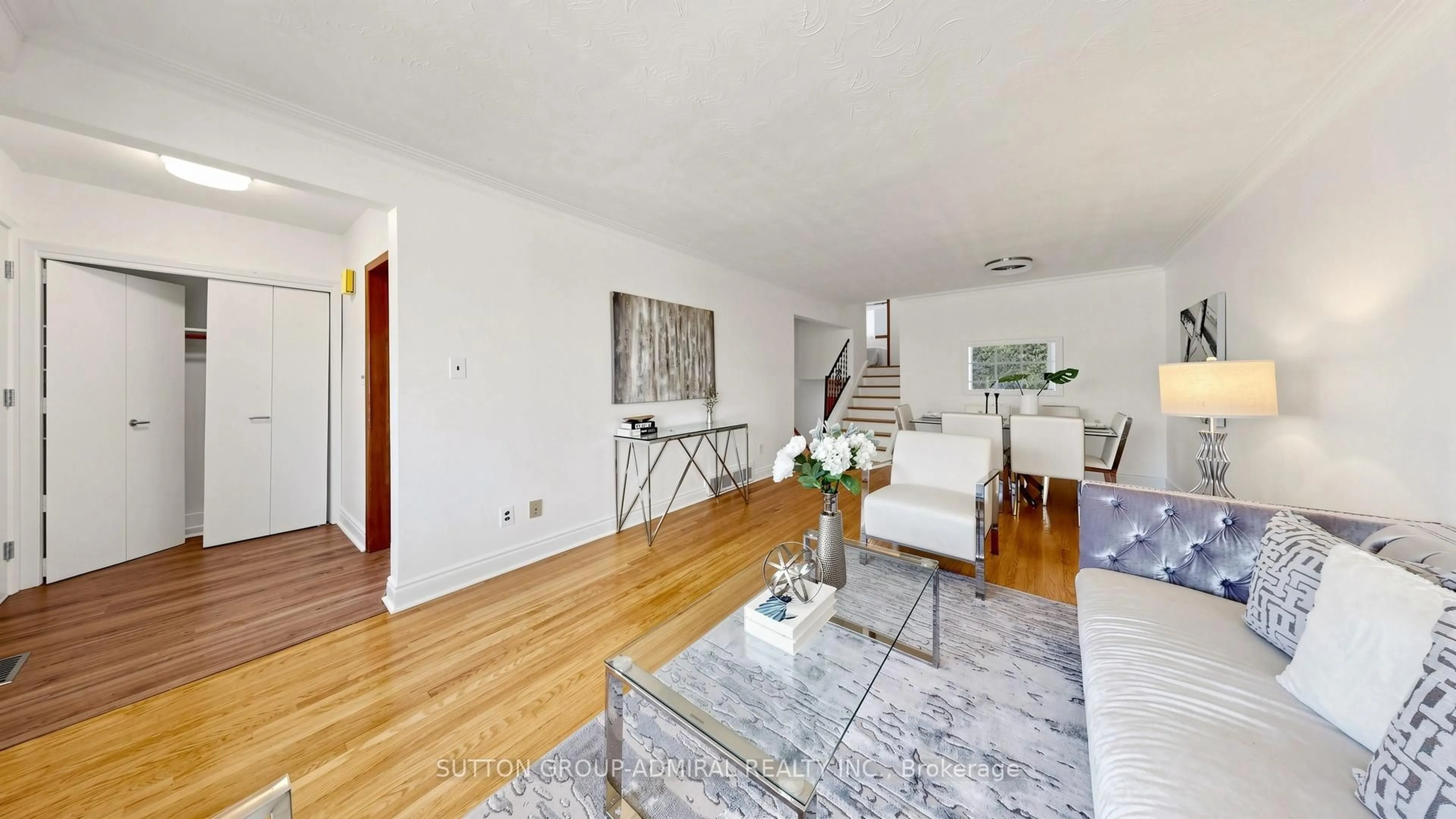 Living room with furniture, unknown for 3 Rima Crt, Toronto Ontario M9C 4C7