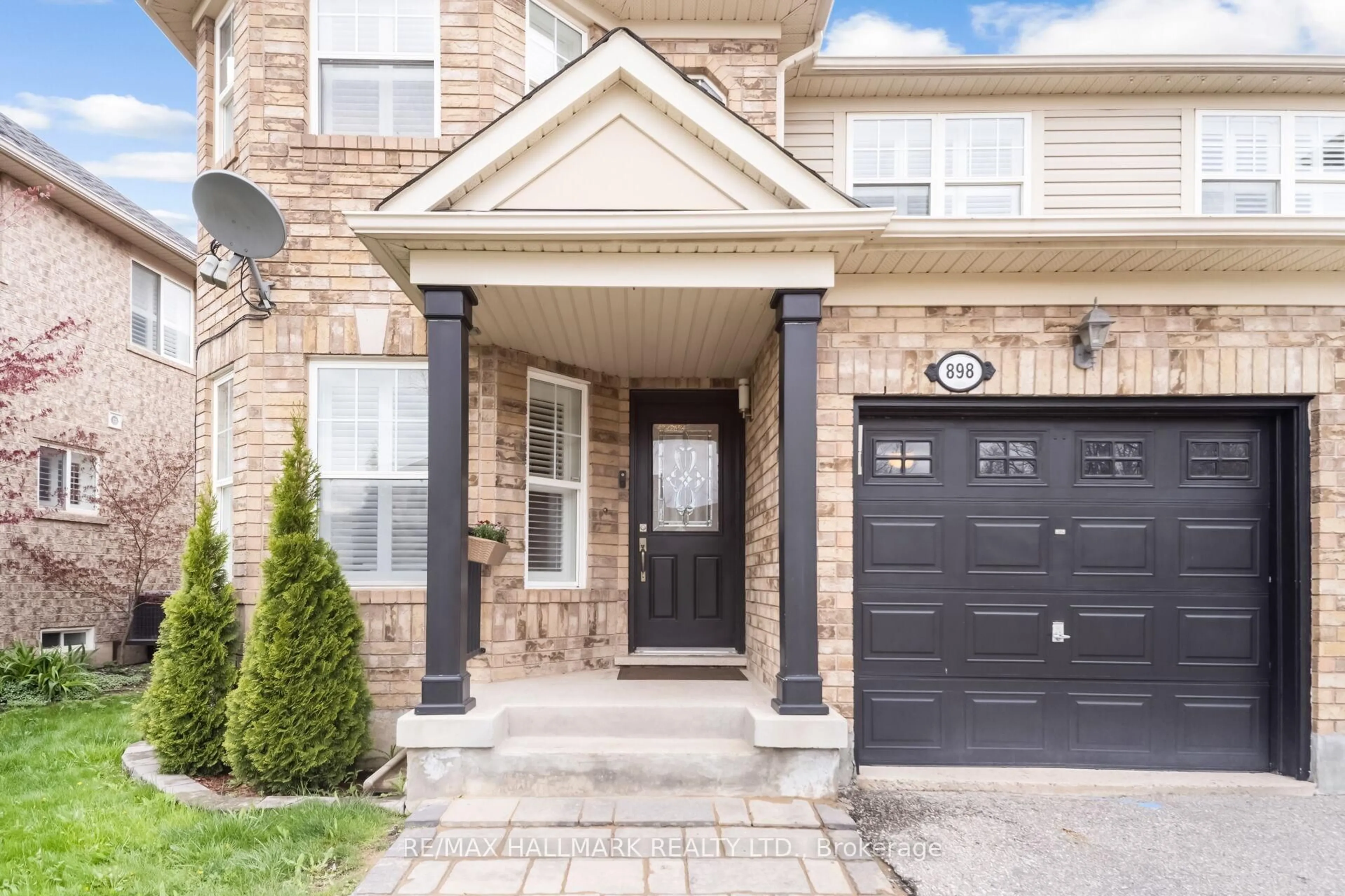 Home with brick exterior material, street for 898 Mcnair Circ, Milton Ontario L9T 6Y6