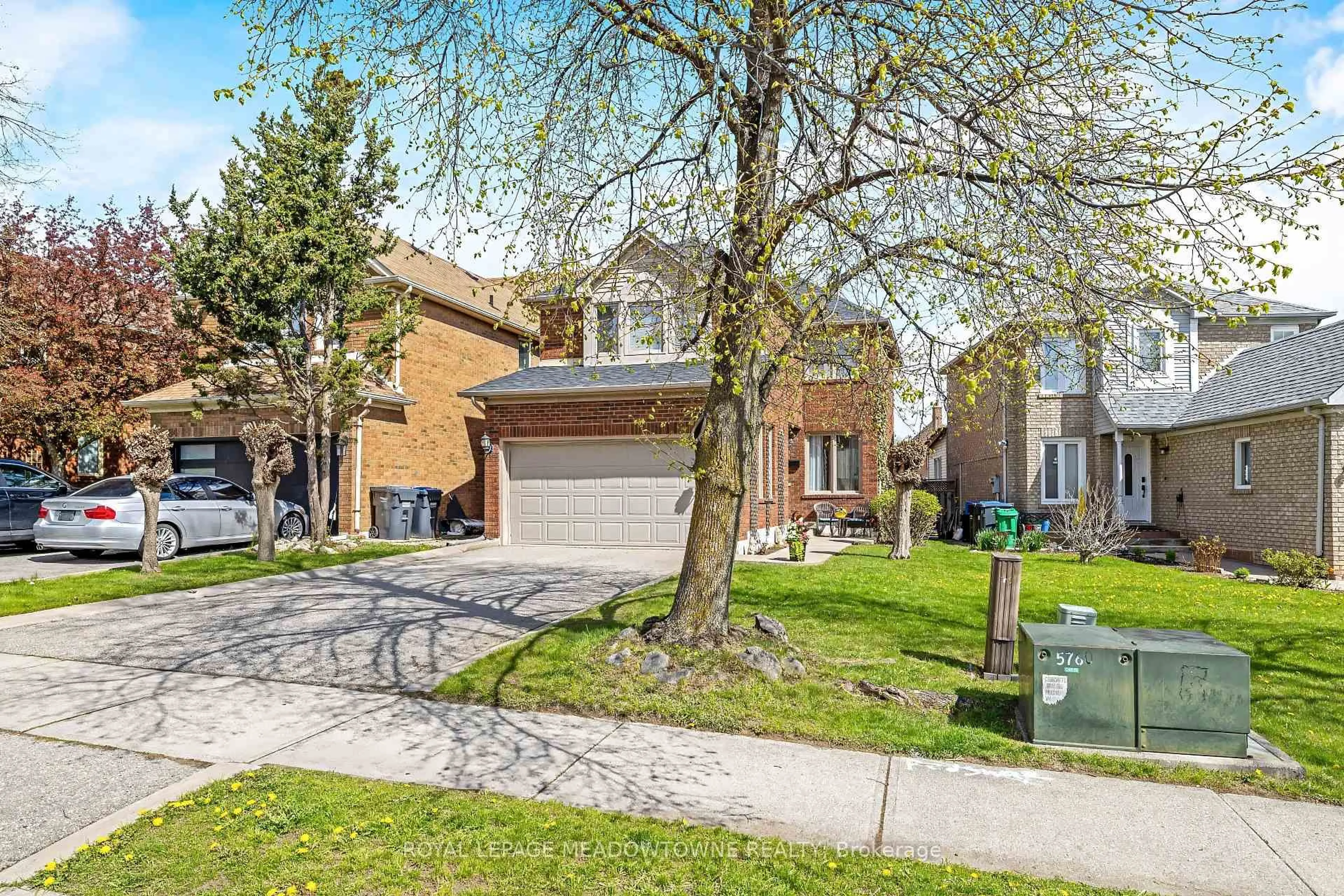 Home with brick exterior material, street for 86 Rocky Mountain Cres, Brampton Ontario L6R 1E8