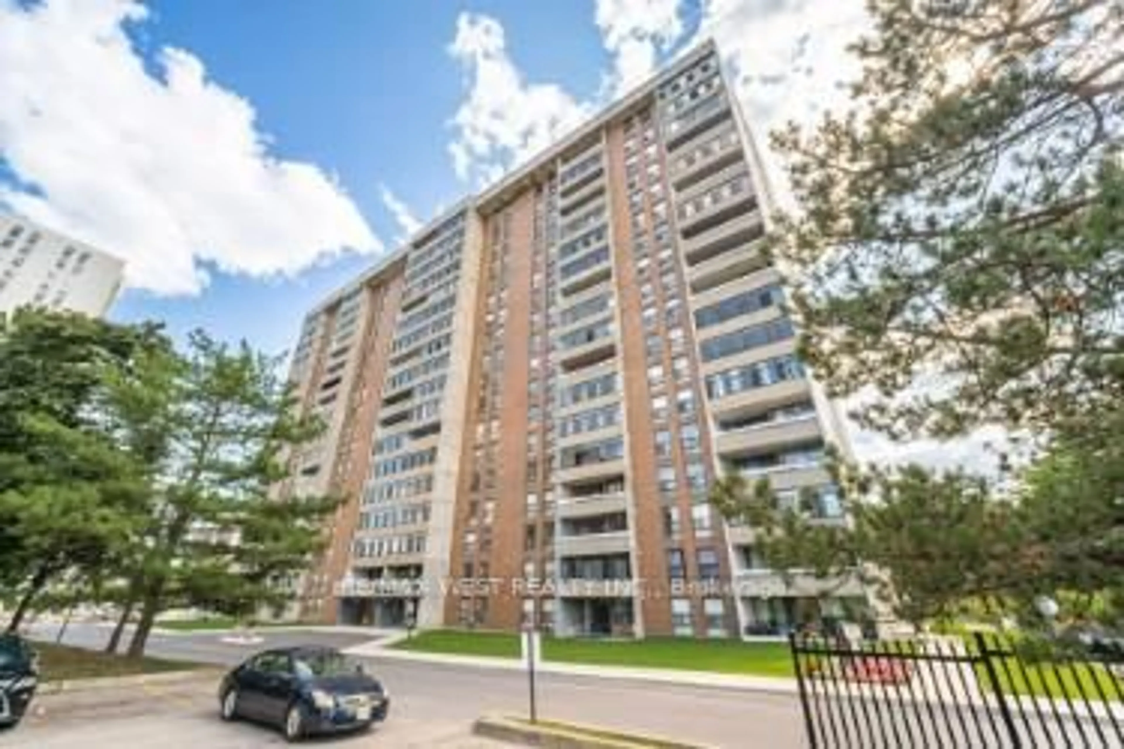 A pic from outside/outdoor area/front of a property/back of a property/a pic from drone, street for 15 Kensington Rd #409, Brampton Ontario L6T 3W2