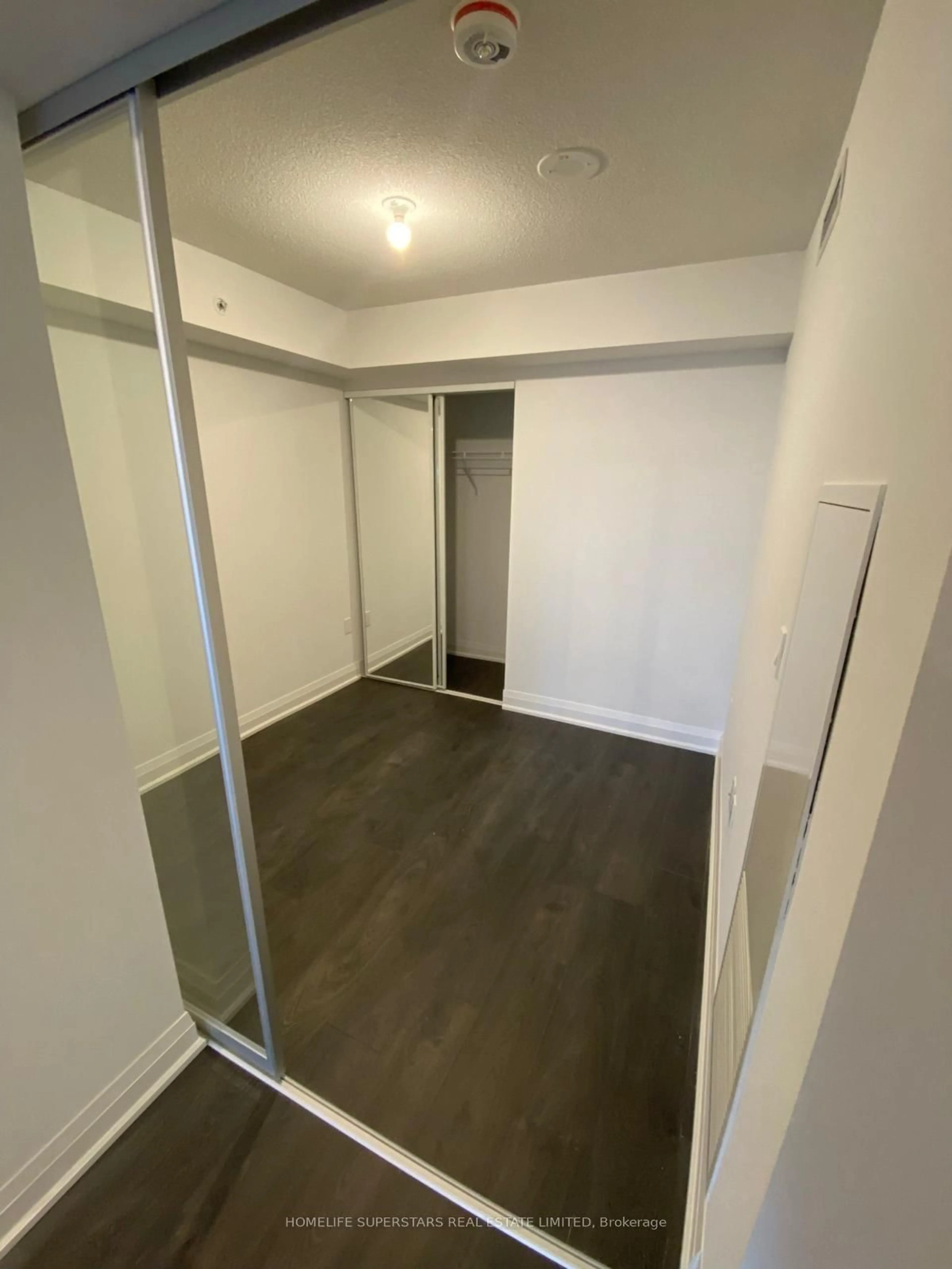 A pic of a room for 30 Gibbs Rd #1106, Toronto Ontario M9B 0E4