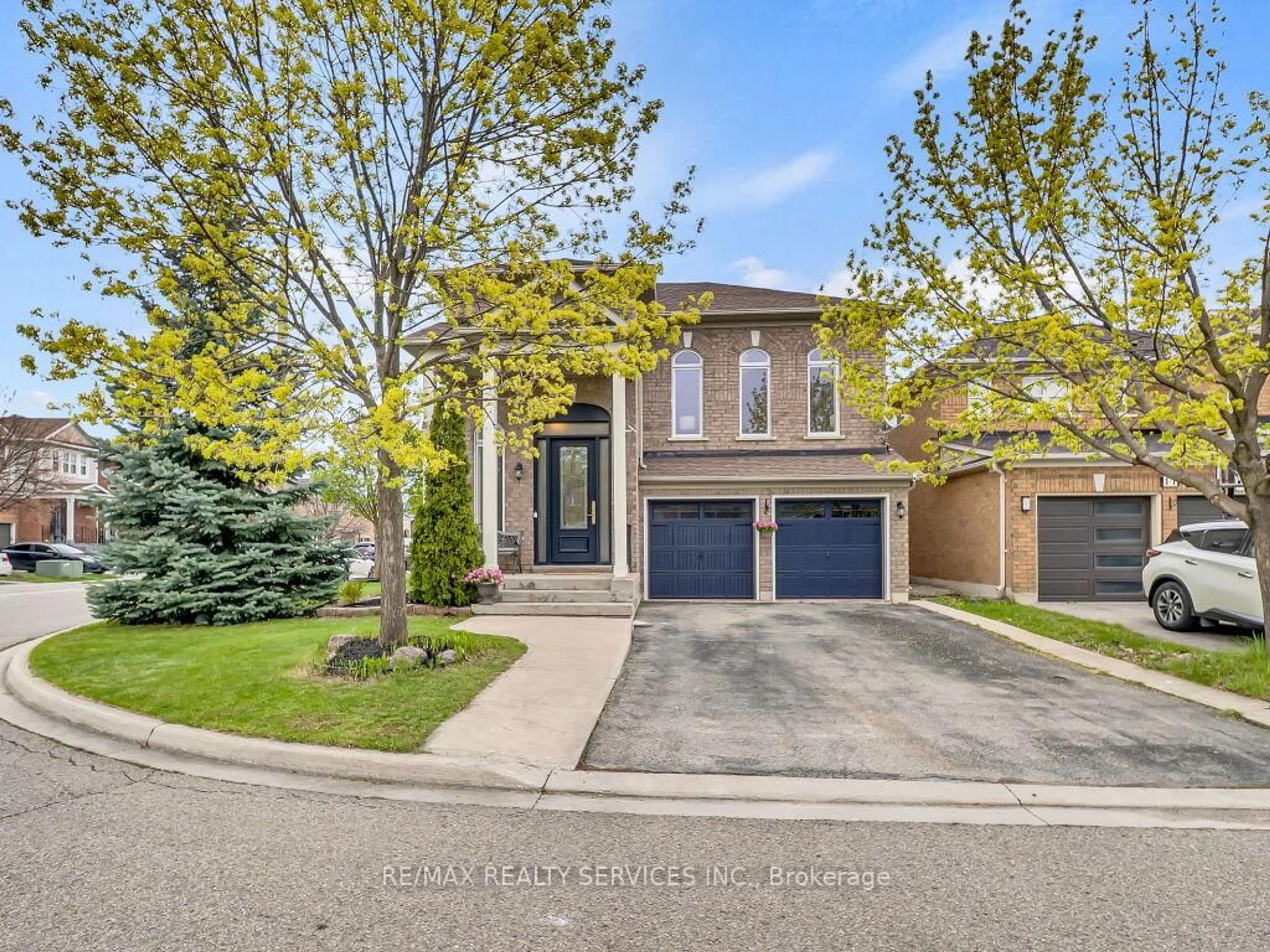 Unknown for 13 Mistycreek Cres, Brampton Ontario L7A 3E8