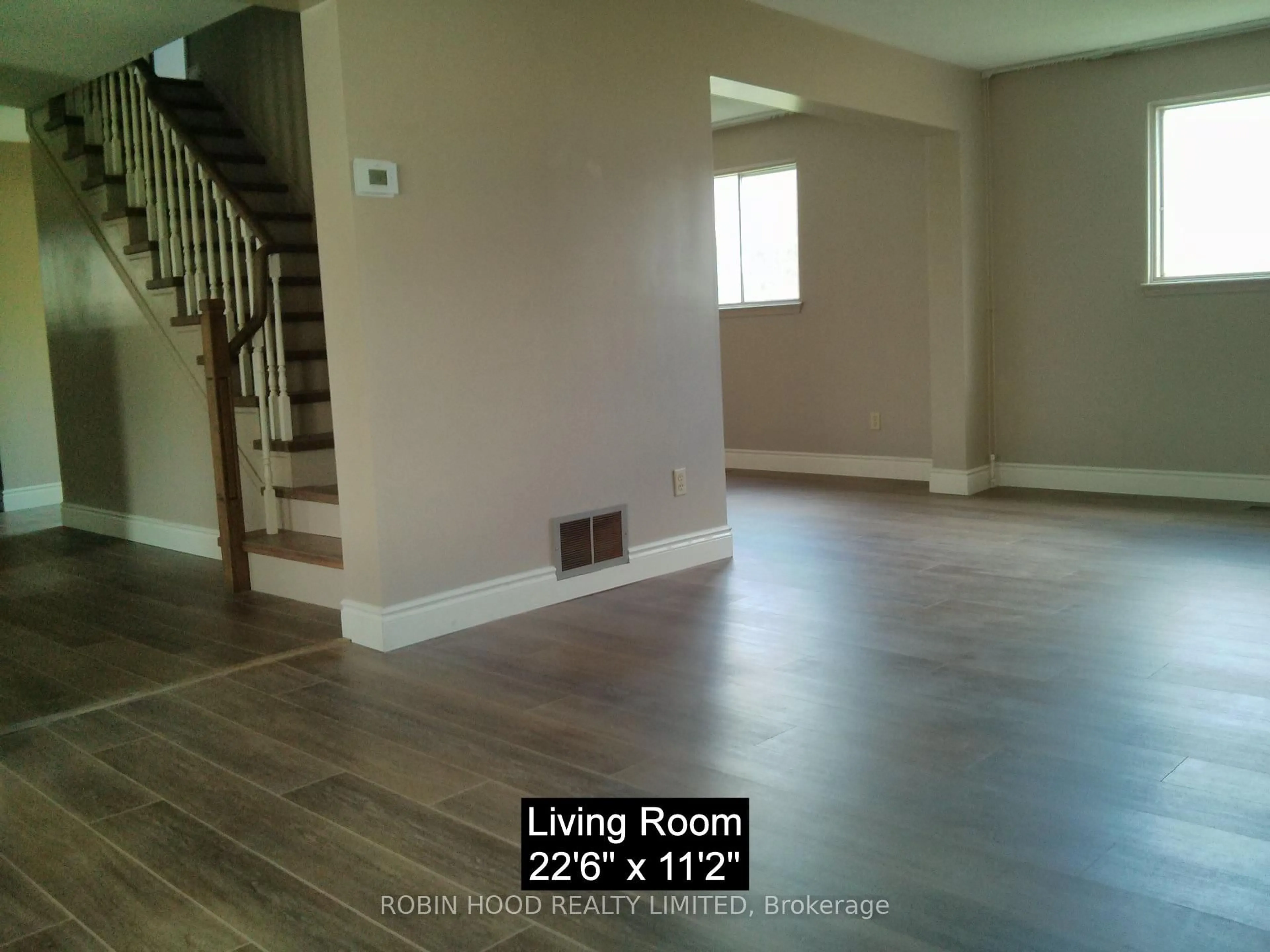 A pic of a room for 1953 Owlsnest Lane, Mississauga Ontario L4W 2J1