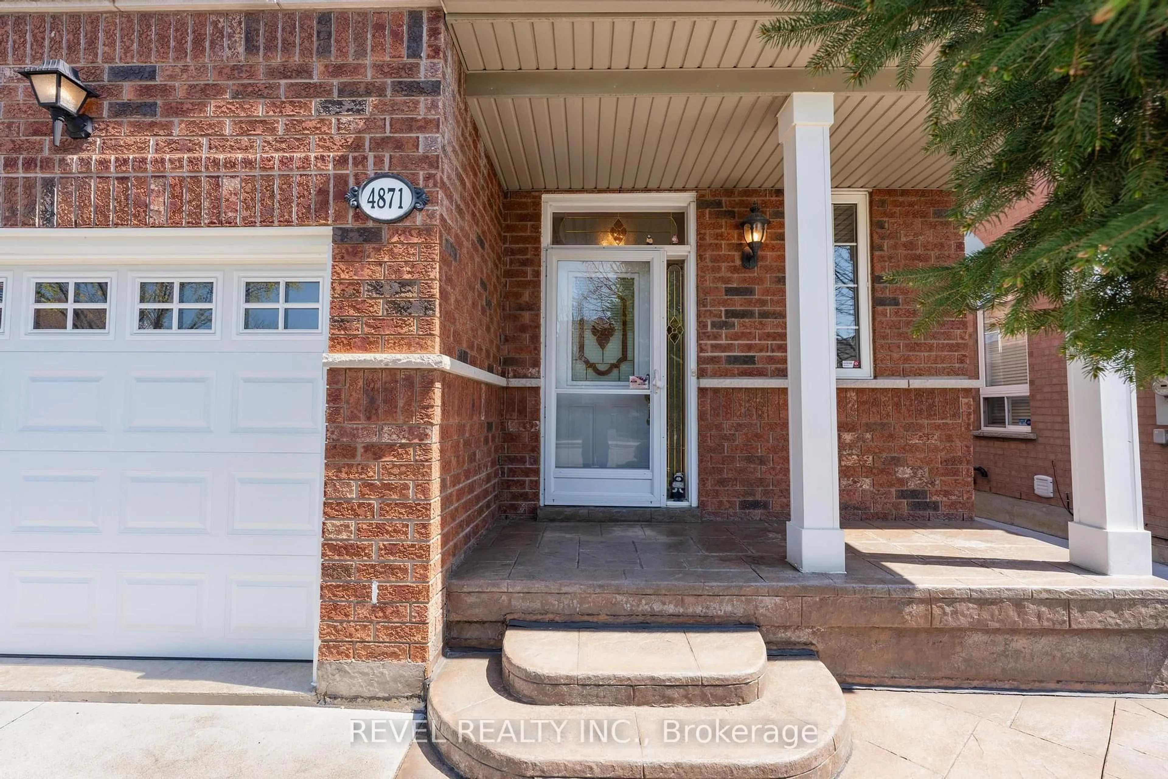 Home with brick exterior material, street for 4871 James Austin Dr, Mississauga Ontario L4Z 4G7