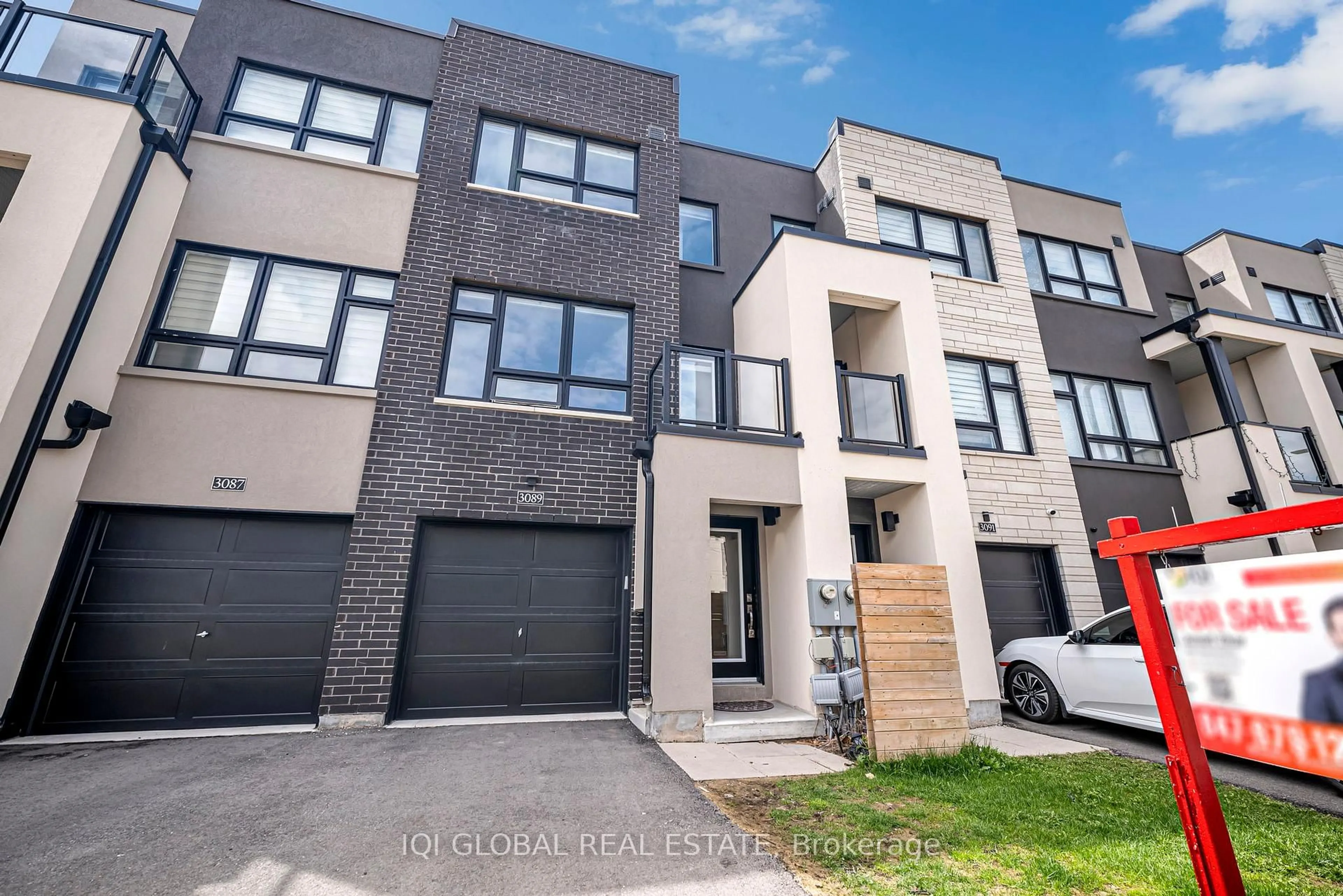 Home with brick exterior material, street for 3089 Cherry Blossom Common, Burlington Ontario L7M 0H4