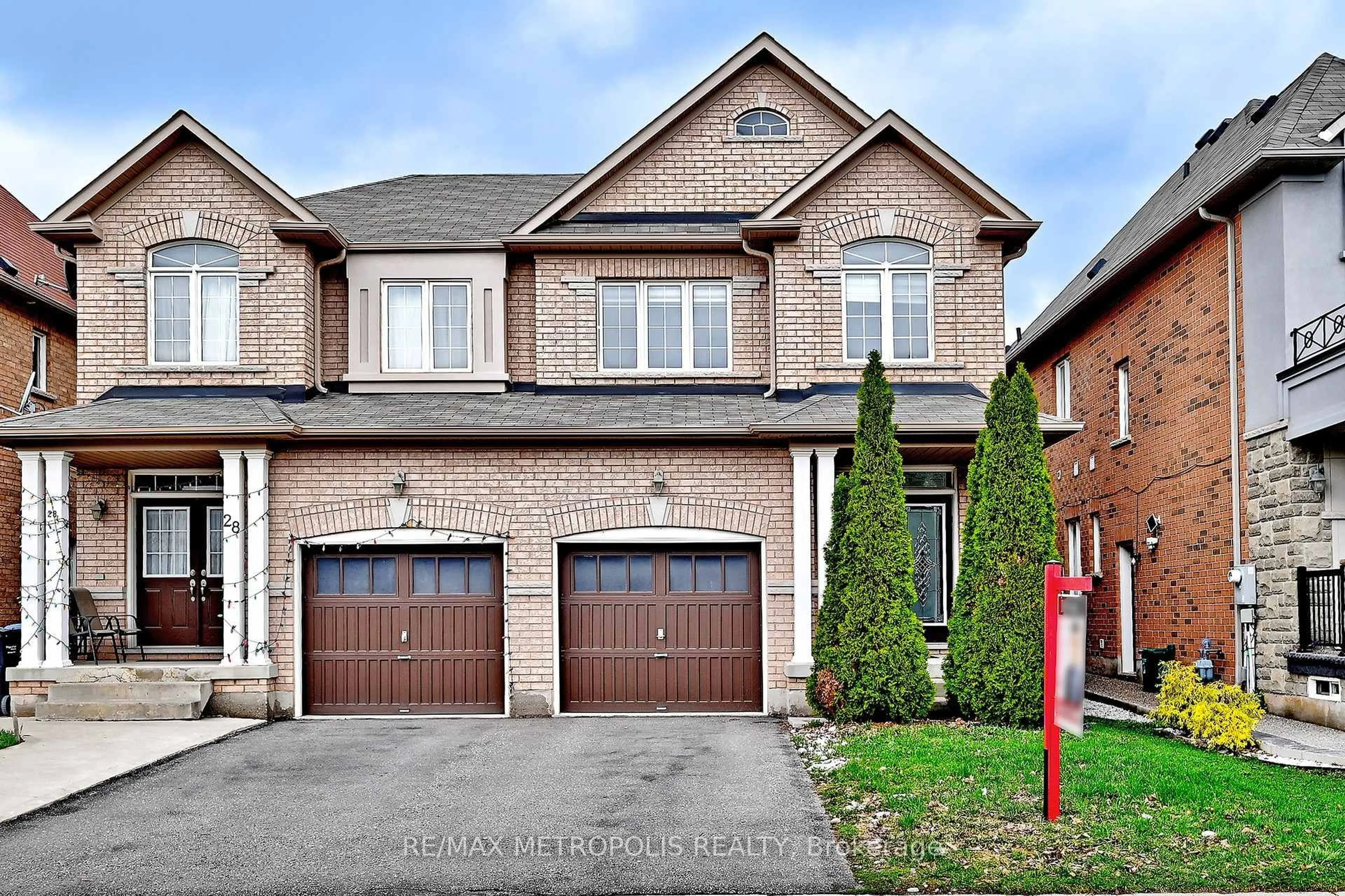 Home with brick exterior material, street for 30 Wasaga Rd, Brampton Ontario L6X 3B1