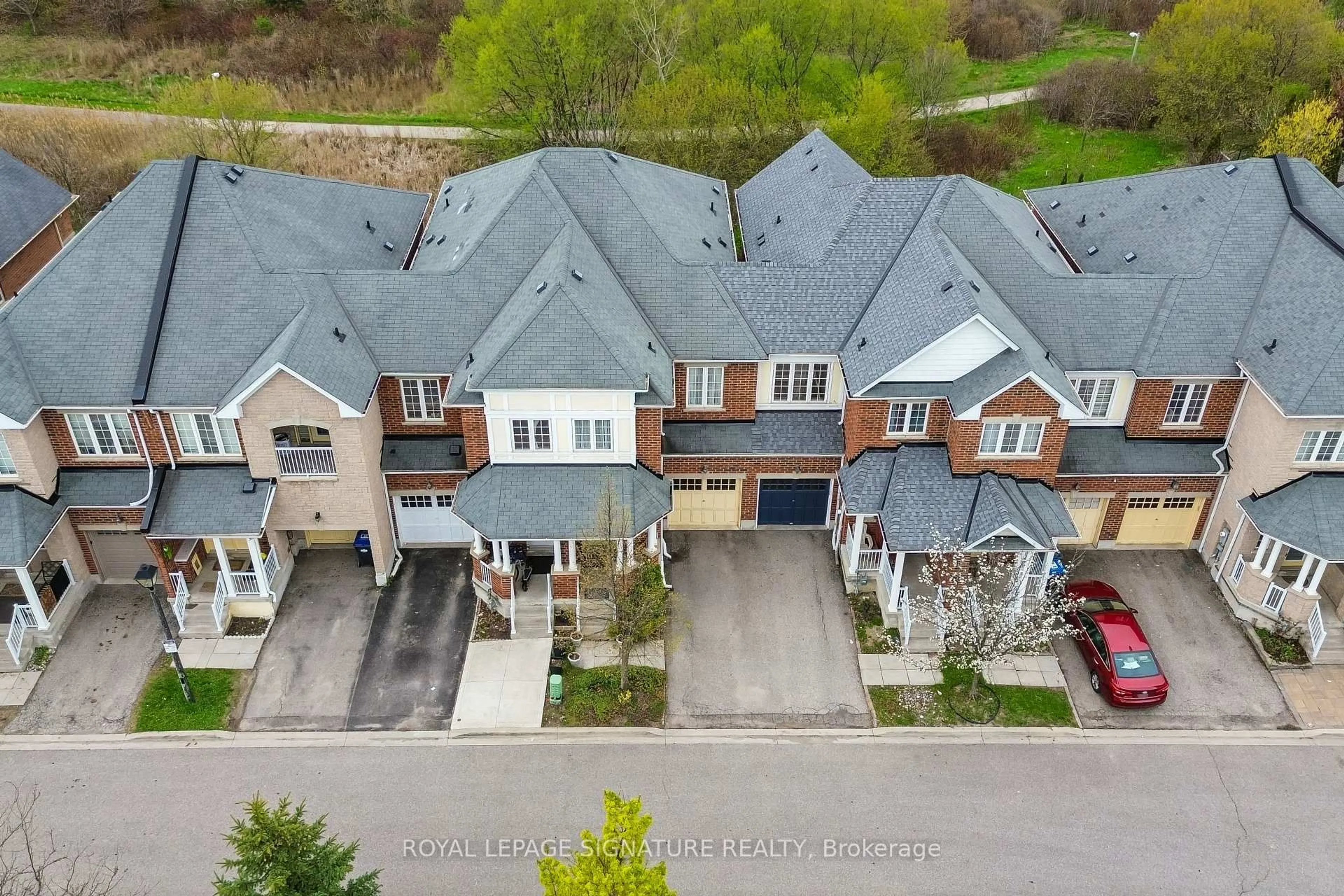 A pic from outside/outdoor area/front of a property/back of a property/a pic from drone, street for 9740 McLaughlin Rd, Brampton Ontario L6X 0T8
