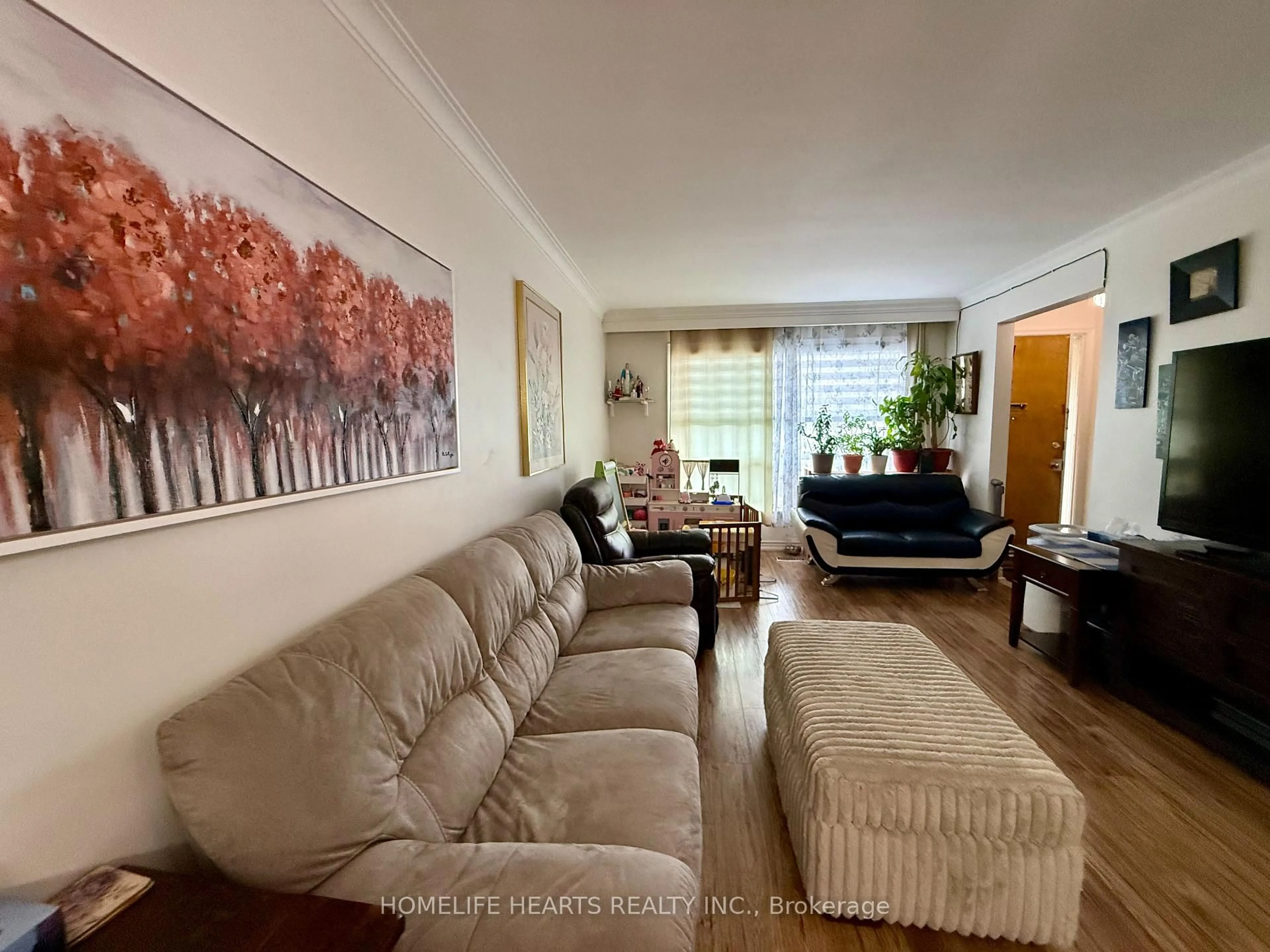 Living room with furniture, unknown for 70 Fernando Rd, Toronto Ontario M9M 2P6