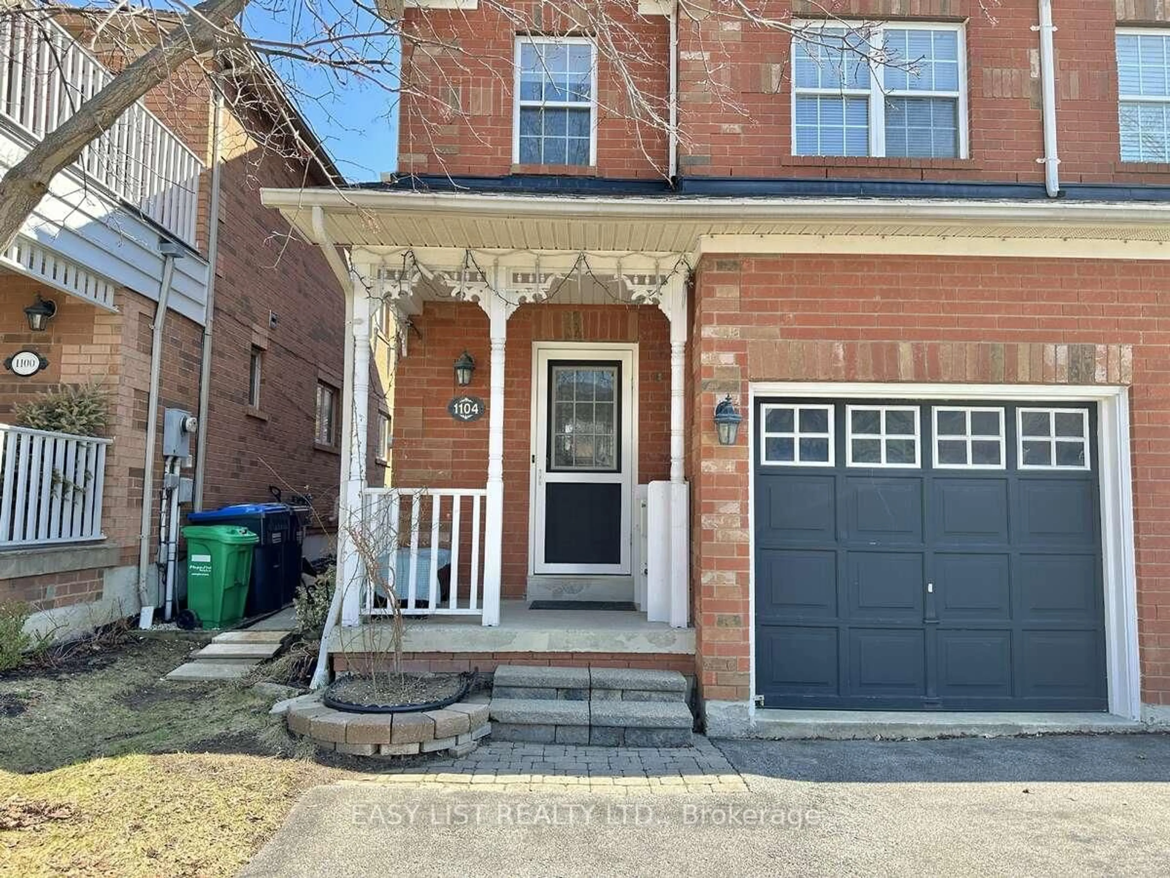 Home with brick exterior material, street for 1104 Carding Mill Pl, Mississauga Ontario L5W 1C4