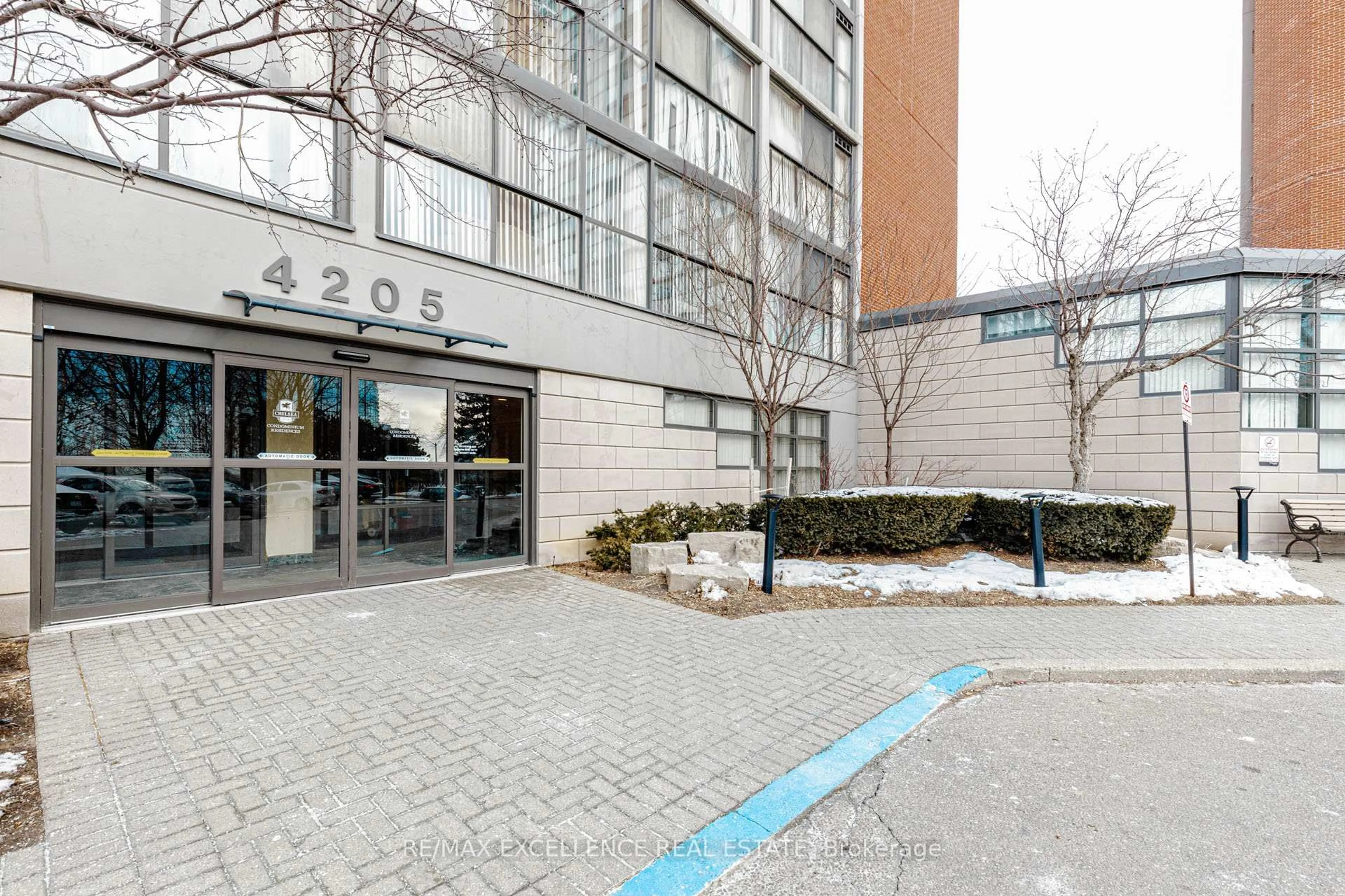 Unknown for 4205 Shipp Dr #202, Mississauga Ontario L4Z 2Y9