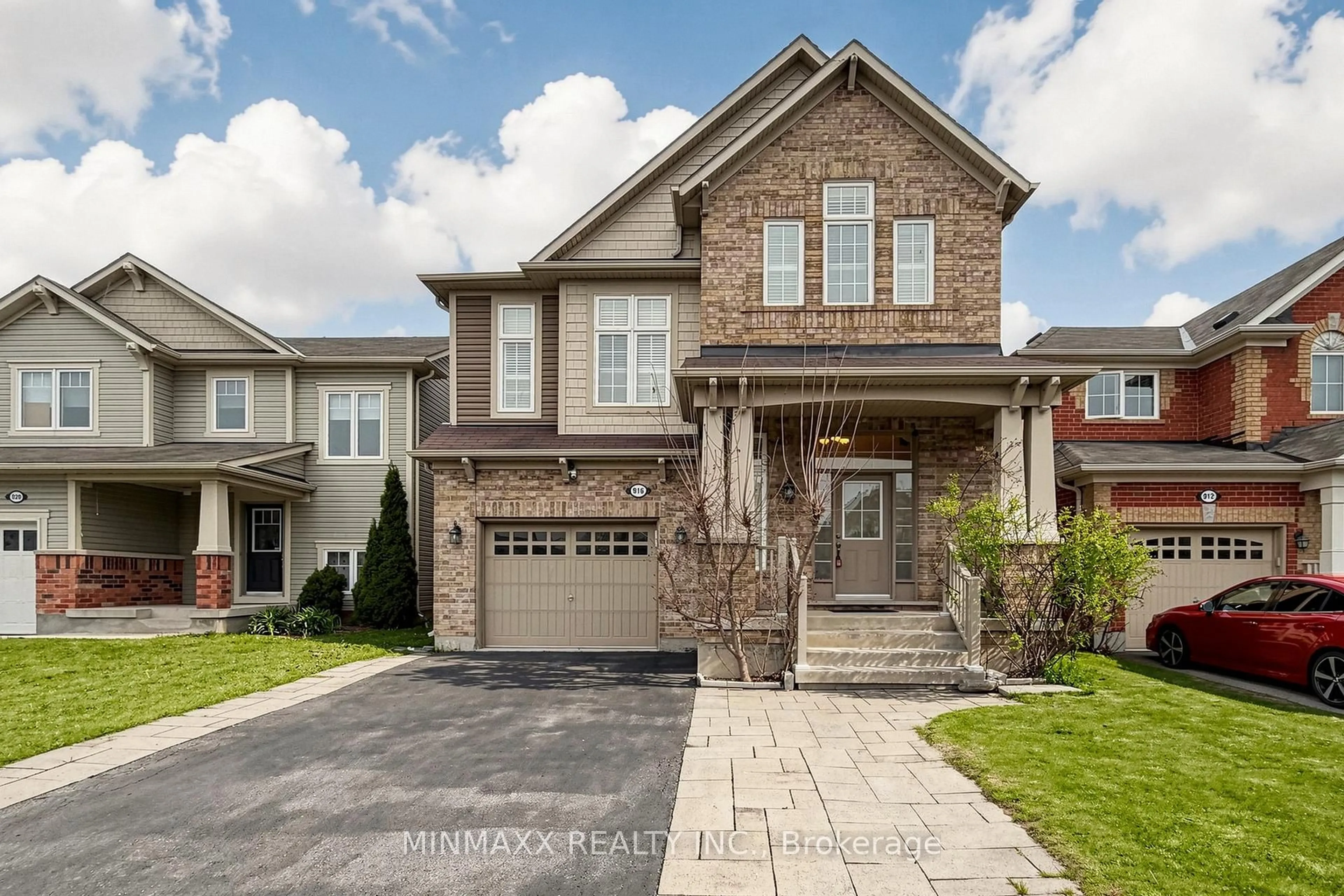 Home with brick exterior material, street for 916 Minchin Way, Milton Ontario L9T 7T6