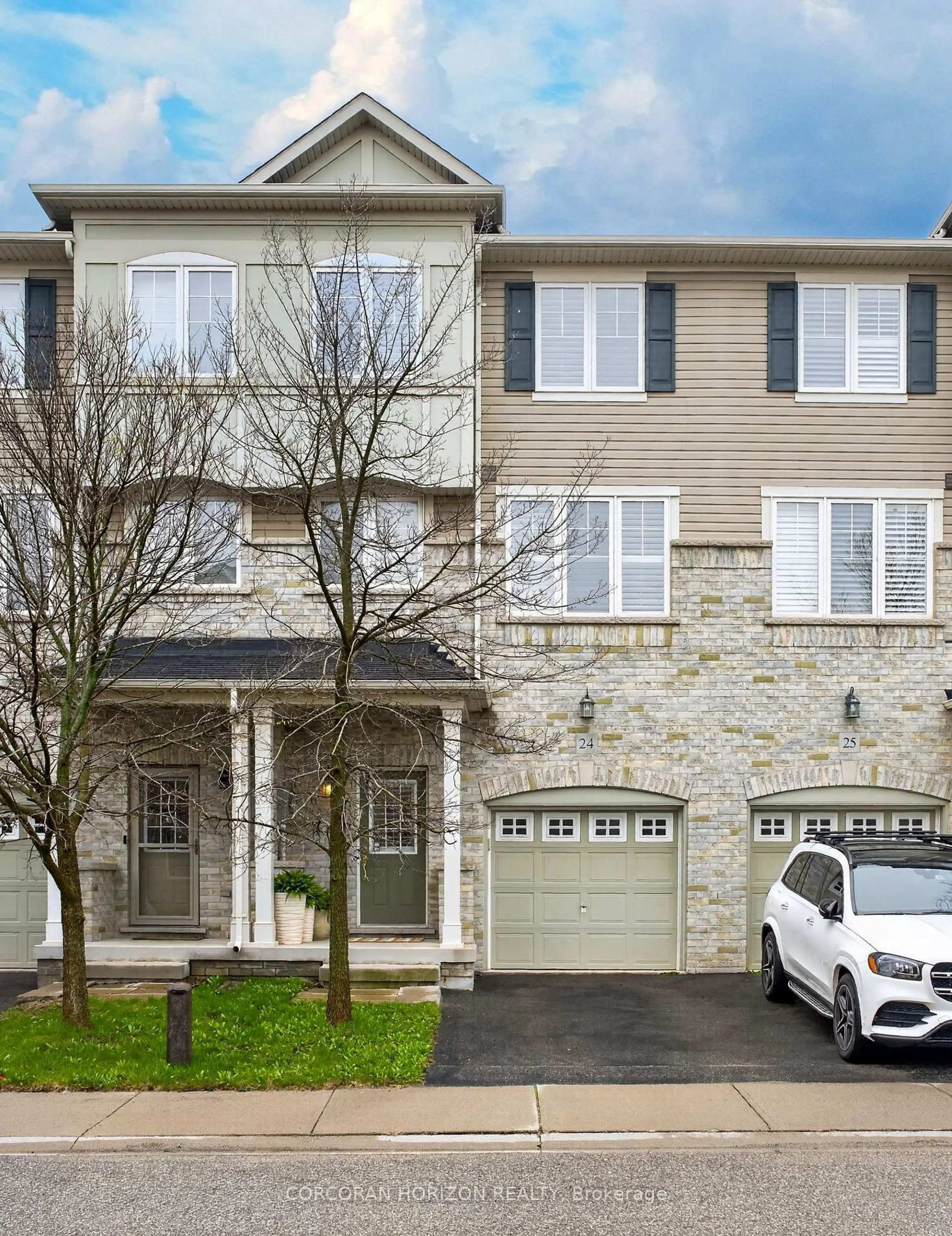 Unknown for 2006 Trawden Way #24, Oakville Ontario L6M 0M1
