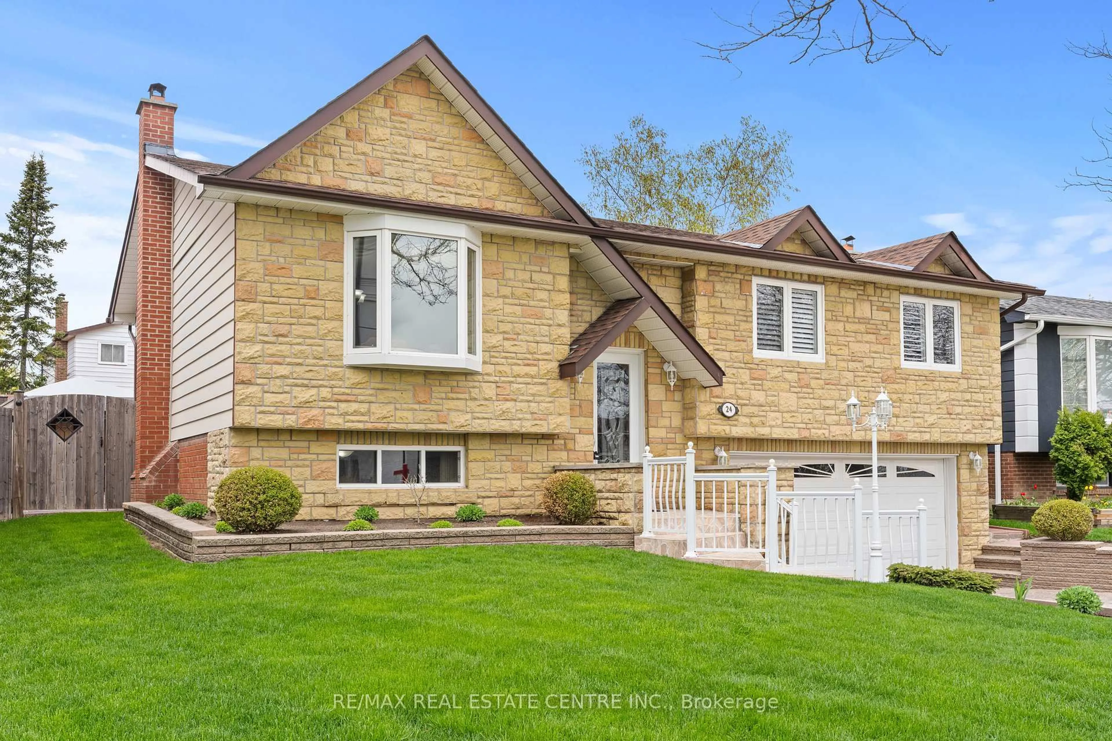 Home with brick exterior material, street for 24 Linkdale Rd, Brampton Ontario L6V 2Y4