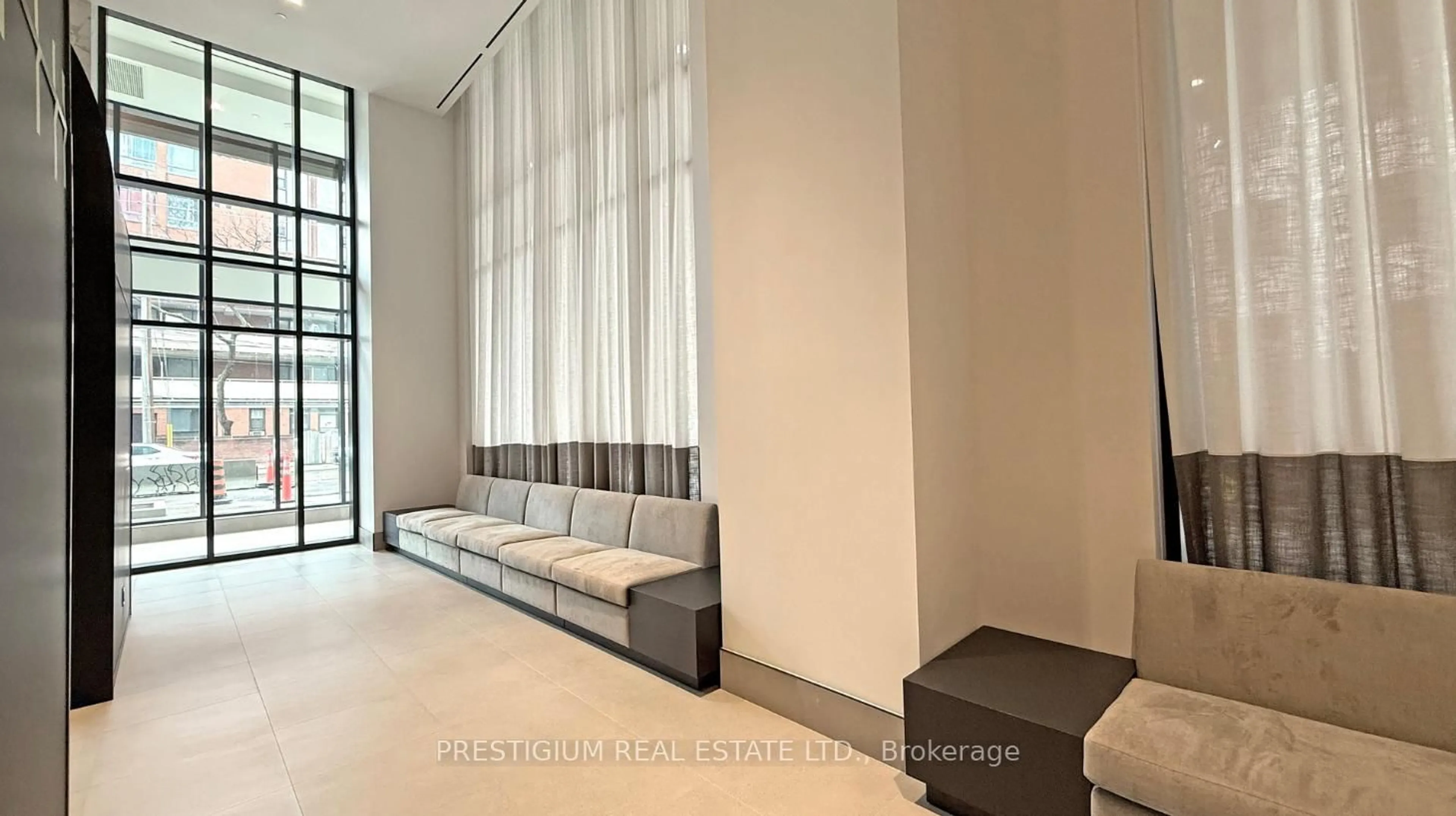 Unknown for 285 Dufferin St #1311, Toronto Ontario M6K 0J2