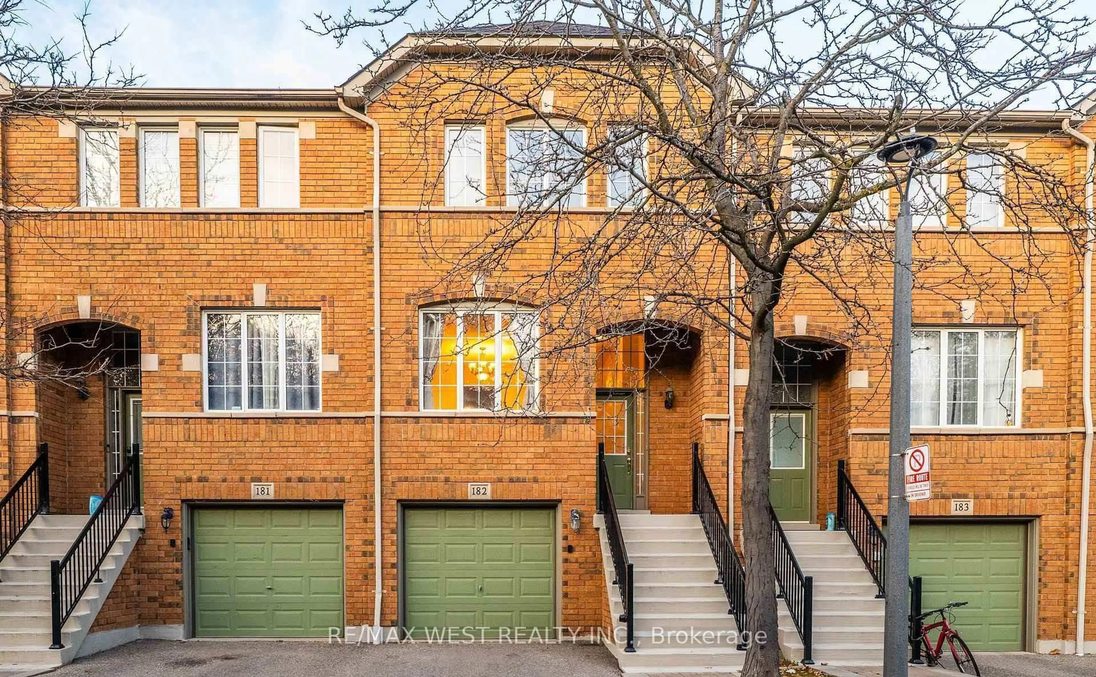 Home with brick exterior material, street for 5530 Glen Erin Dr #182, Mississauga Ontario L5M 6E8