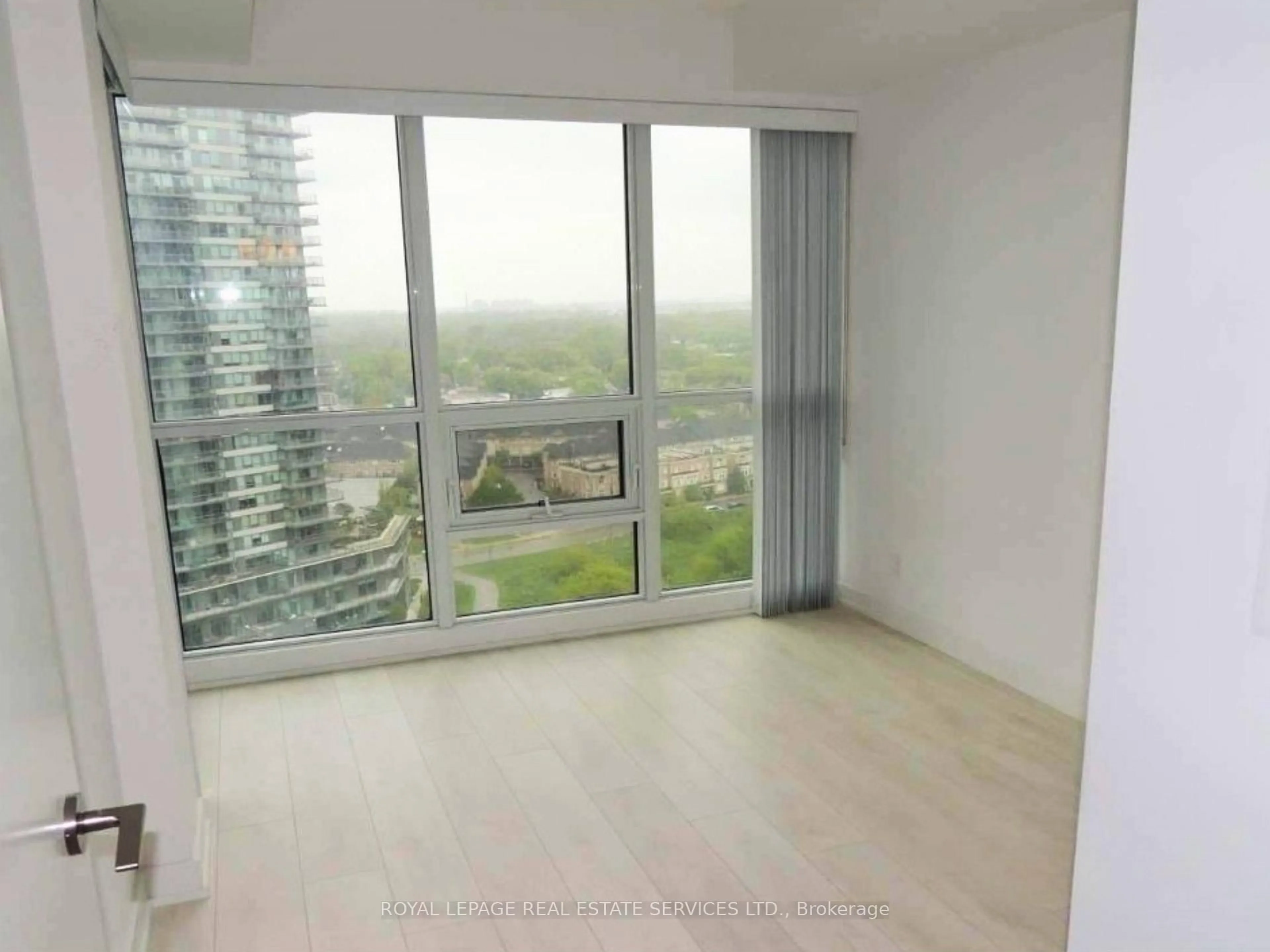 A pic of a room for 2220 Lakeshore Blvd #2210, Toronto Ontario M8V 0C1
