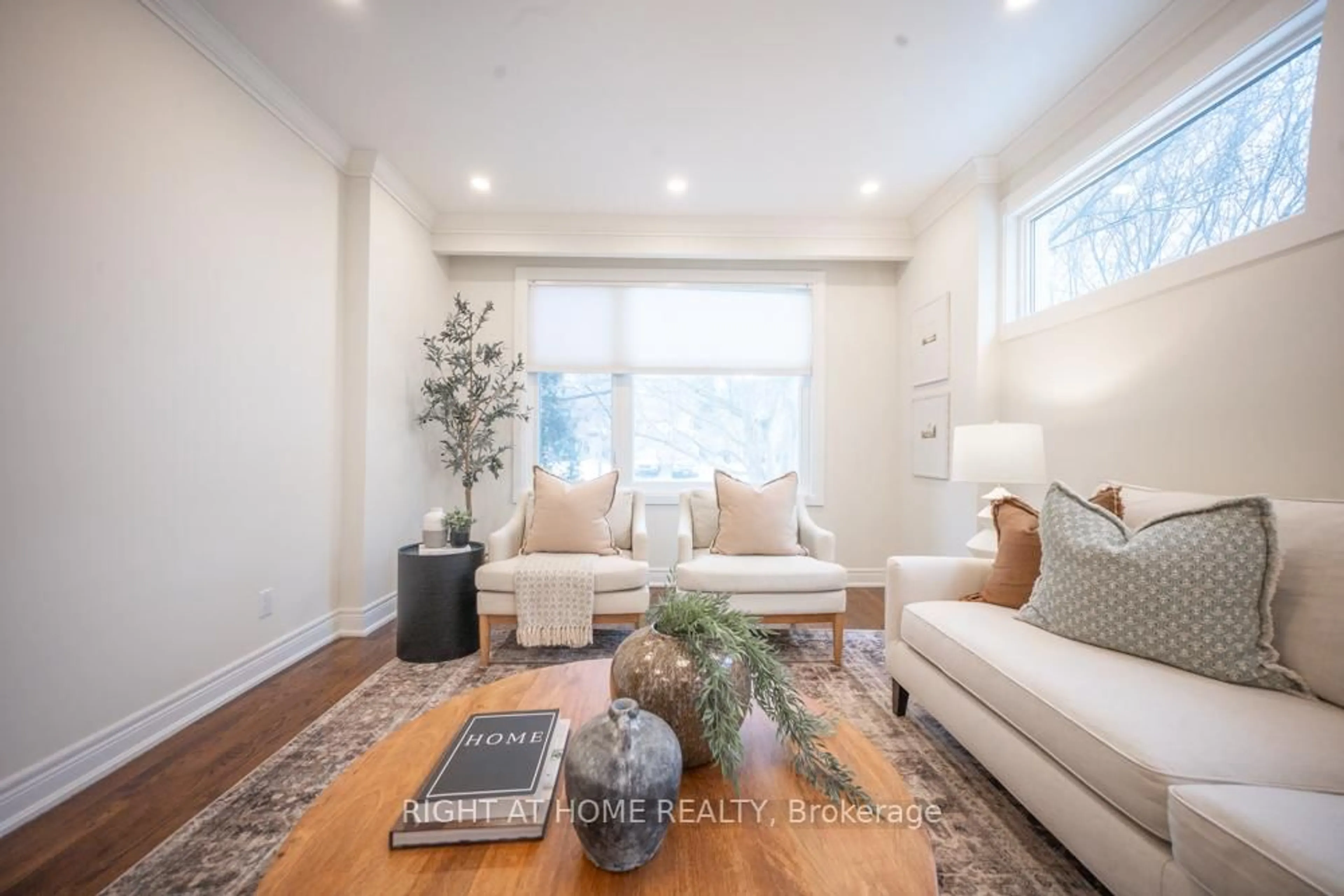 Living room with furniture, unknown for 155 Cheverie St, Oakville Ontario L6J 6C3