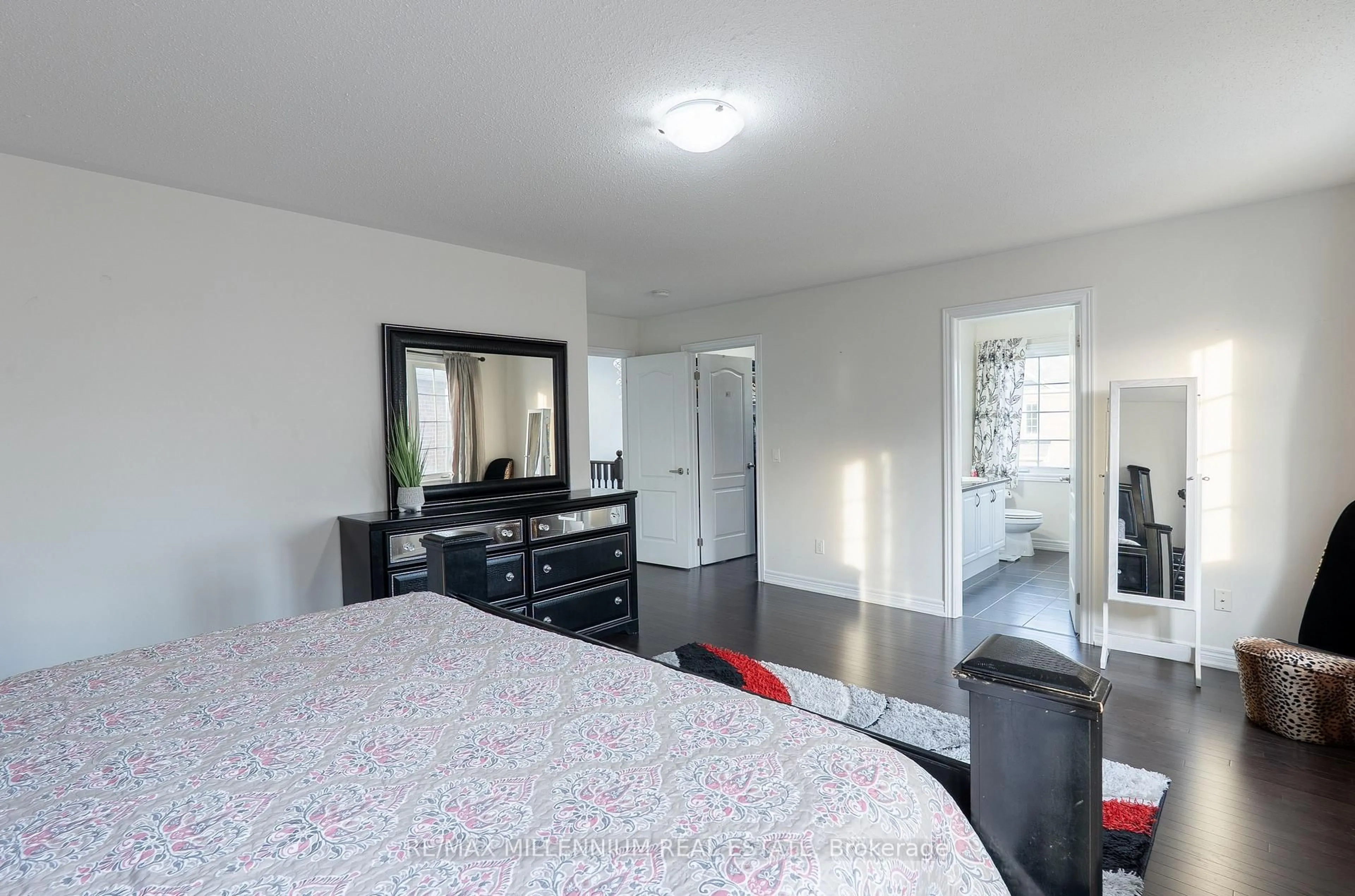 A pic of a room for 8 Zelda Rd, Brampton Ontario L6R 0B3