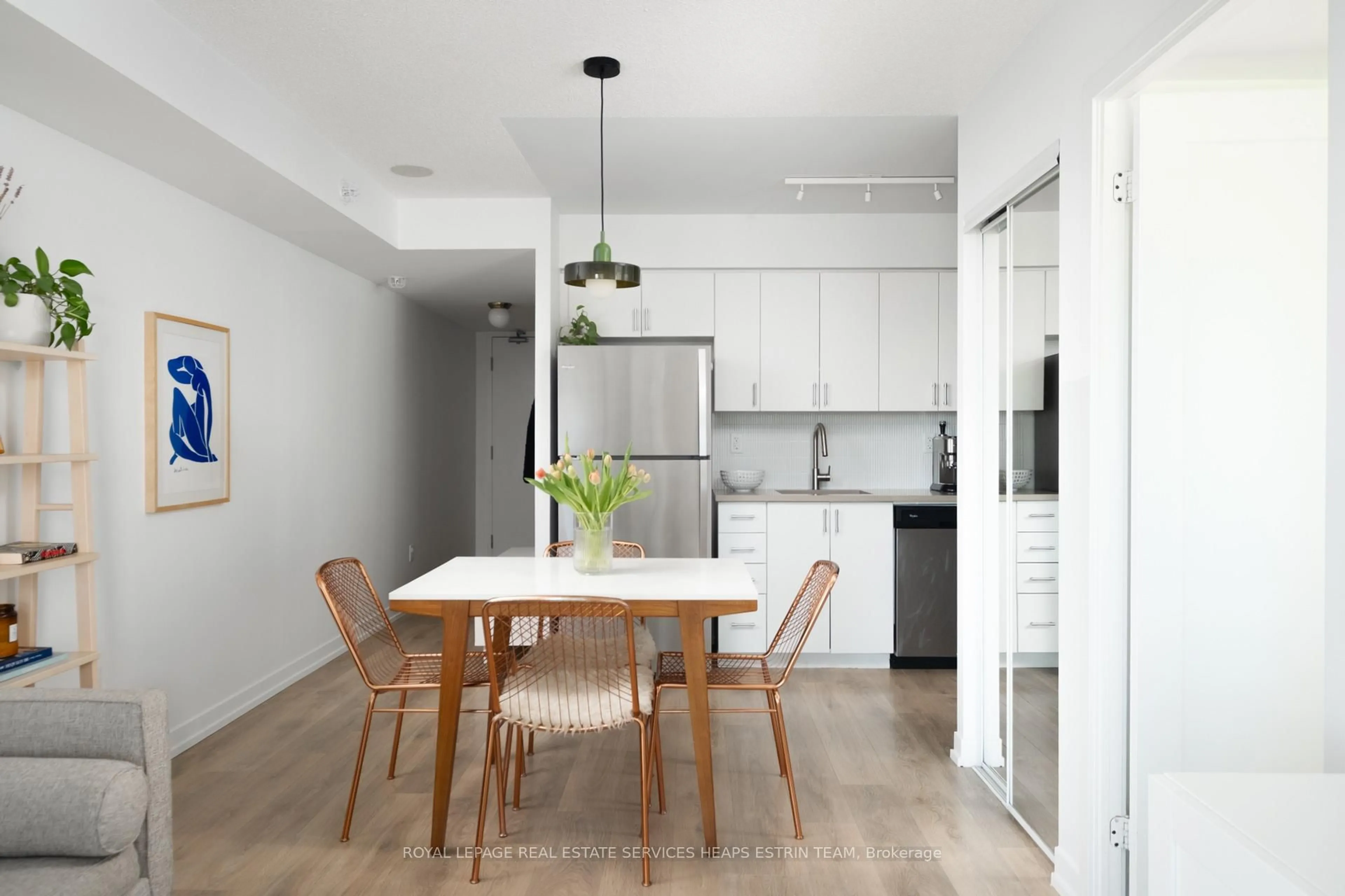 Open concept kitchen, unknown for 1420 Dupont Rd #1001, Toronto Ontario M6H 0C2