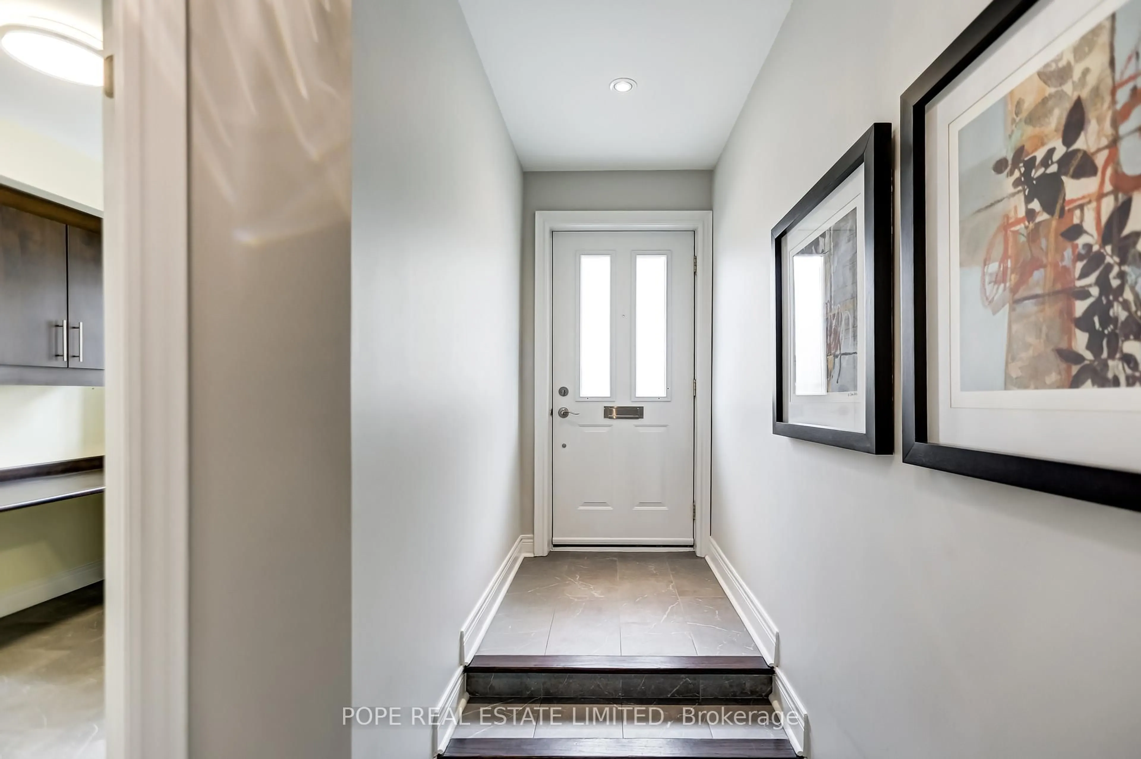 Indoor entryway for 21 Ruby Lang Lane, Toronto Ontario M8Z 0B8