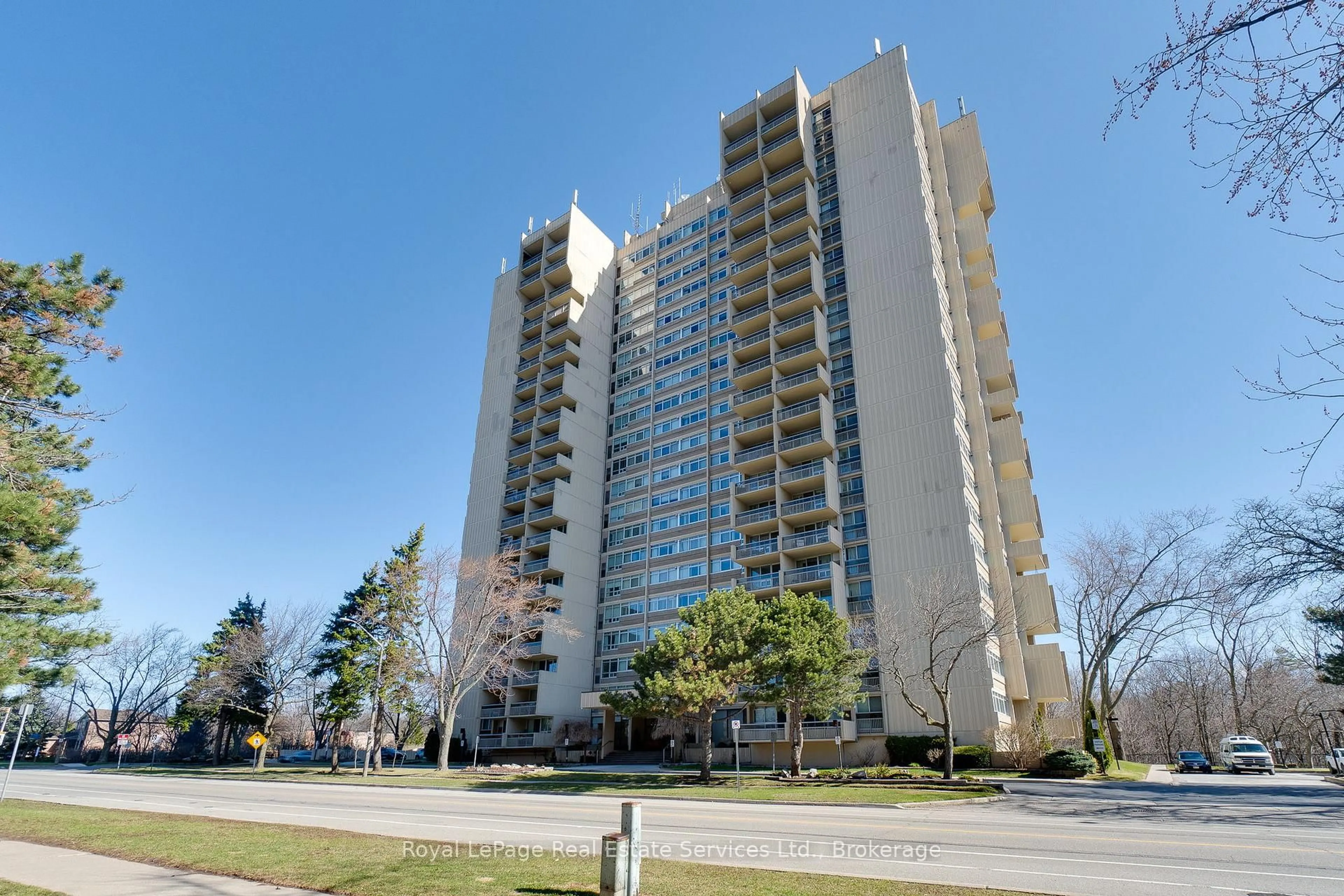 Unknown for 1359 White Oaks Blvd #2004, Oakville Ontario L6H 2R8