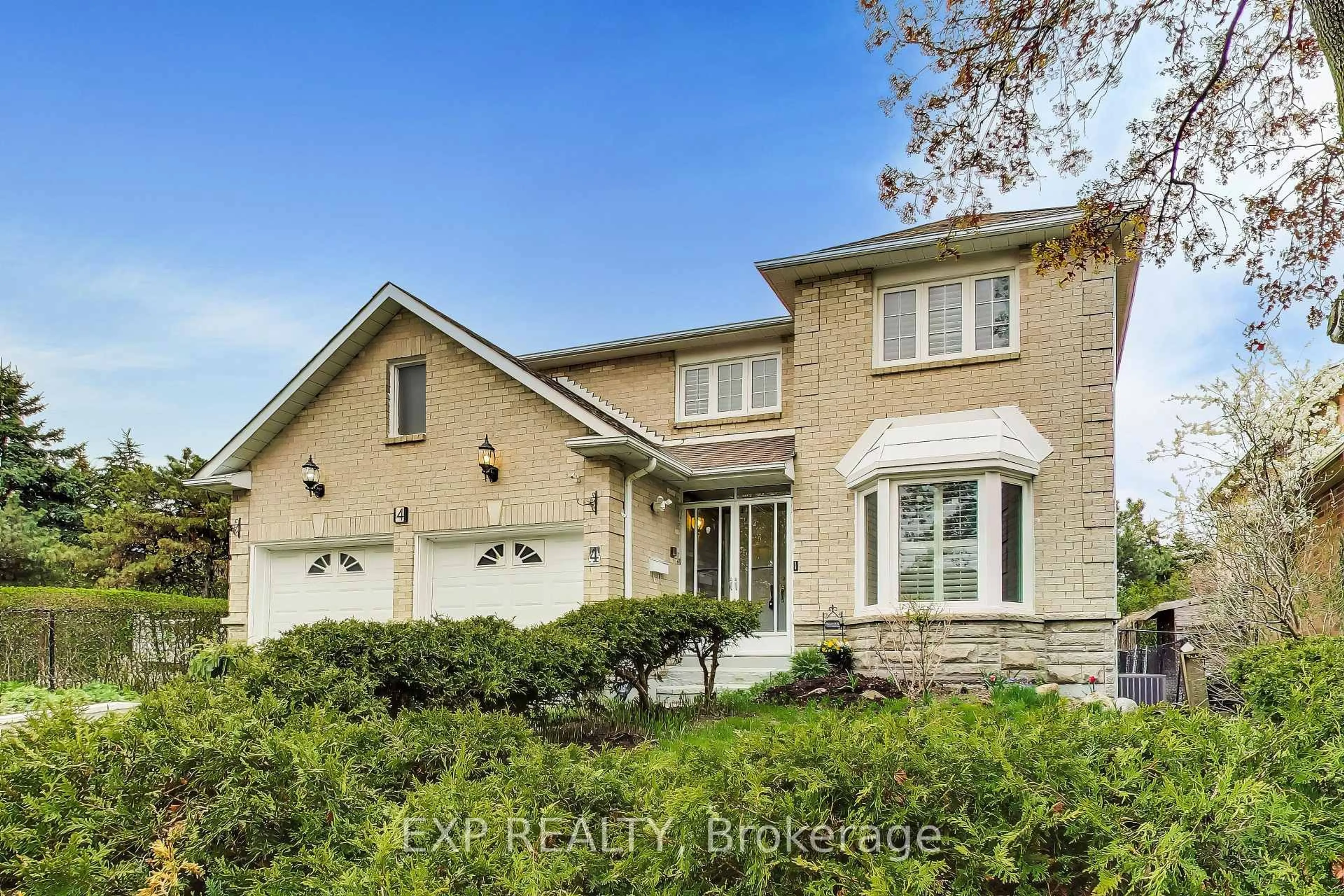 Home with brick exterior material, street for 4 Leatherhead Crt, Brampton Ontario L6S 4R9