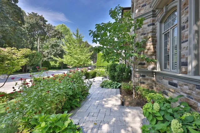 2229 LAKESHORE Rd, Burlington 3