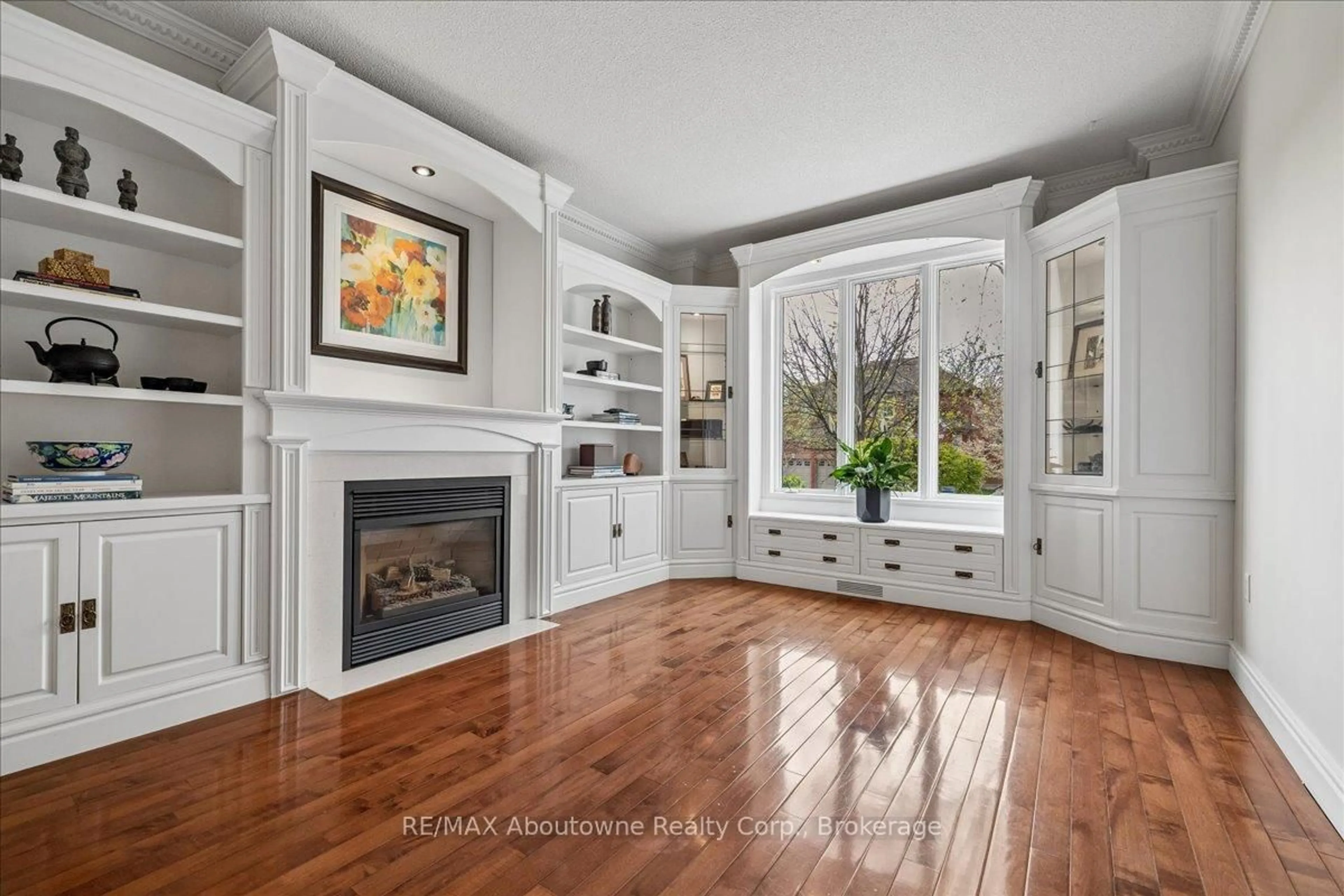 Unknown for 1794 Glenvista Dr, Oakville Ontario L6H 6K5