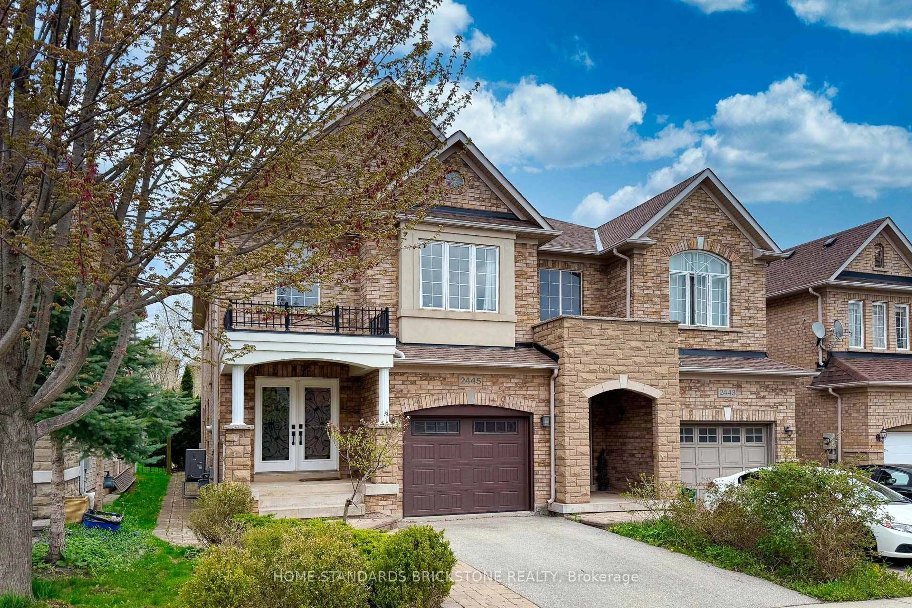 Home with brick exterior material, street for 2445 Felhaber Cres, Oakville Ontario L6H 7N8