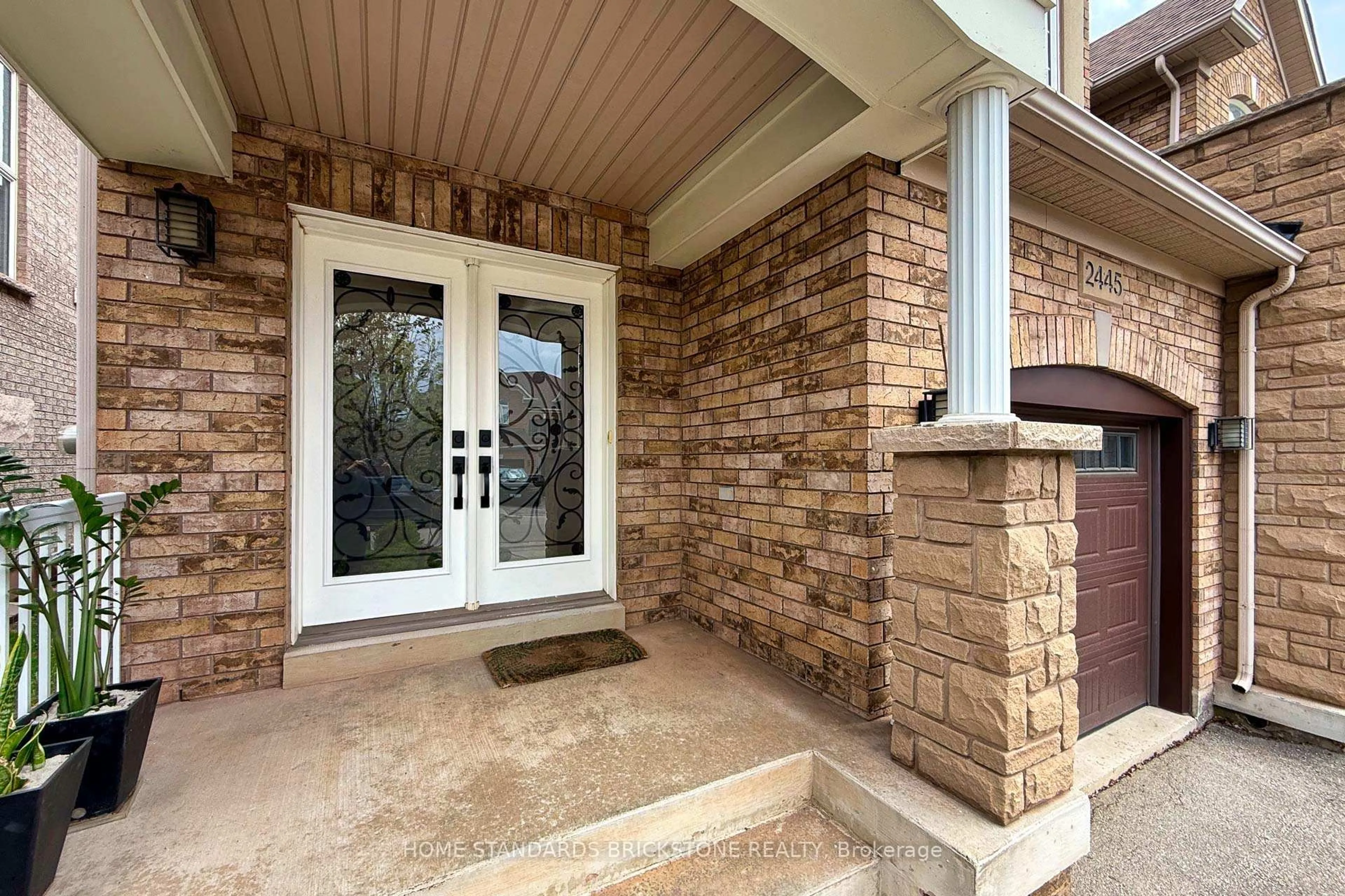 Home with brick exterior material, street for 2445 Felhaber Cres, Oakville Ontario L6H 7N8