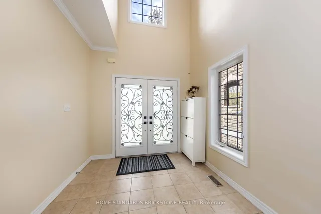 2445 Felhaber Cres, Oakville 4