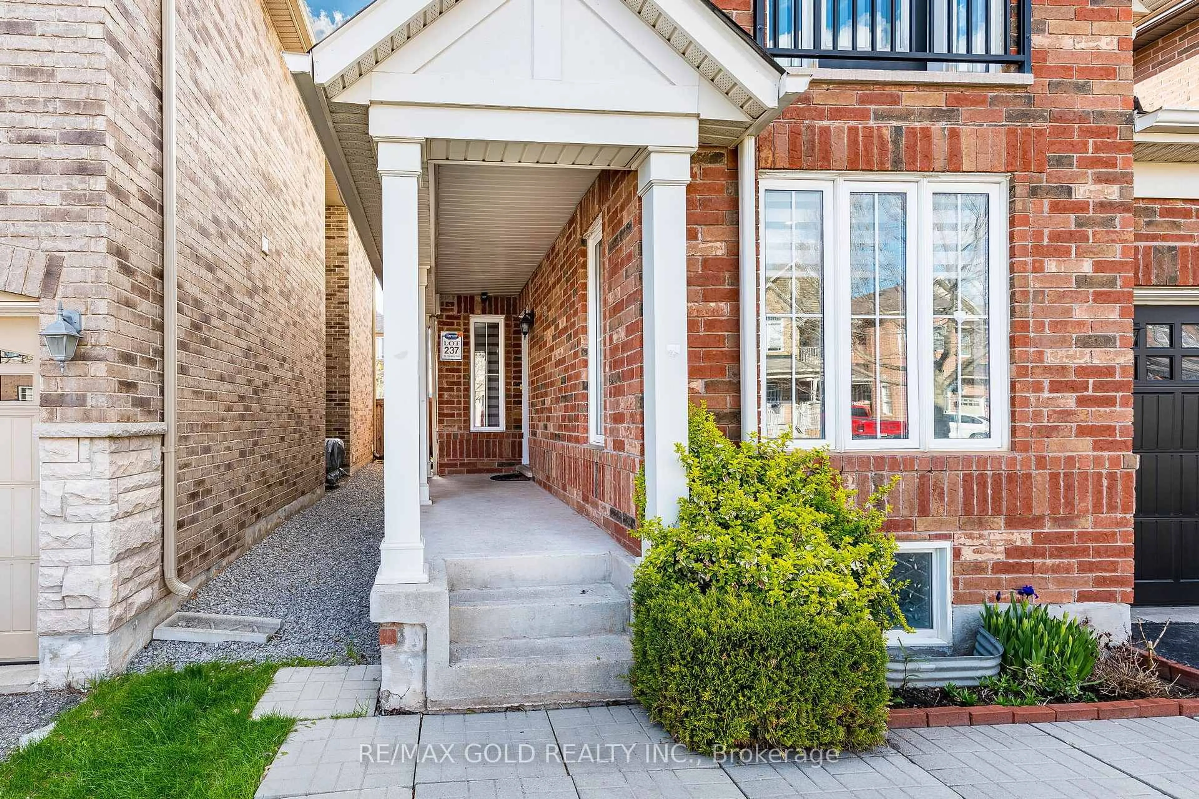 Home with brick exterior material, street for 32 Haverty Tr, Brampton Ontario L7A 0S2