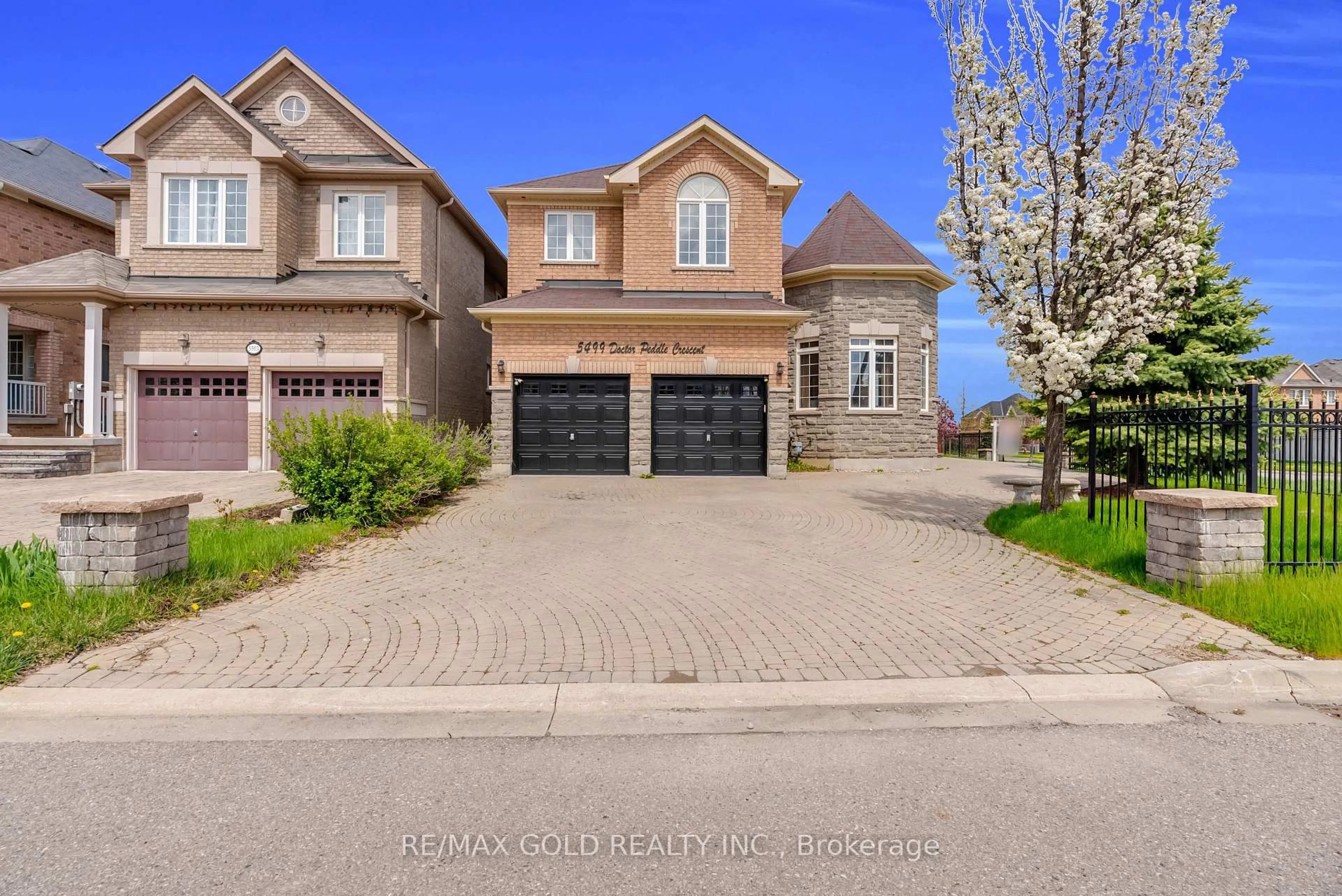 Home with brick exterior material, street for 5499 Doctor Peddle Cres, Mississauga Ontario L5M 0K7
