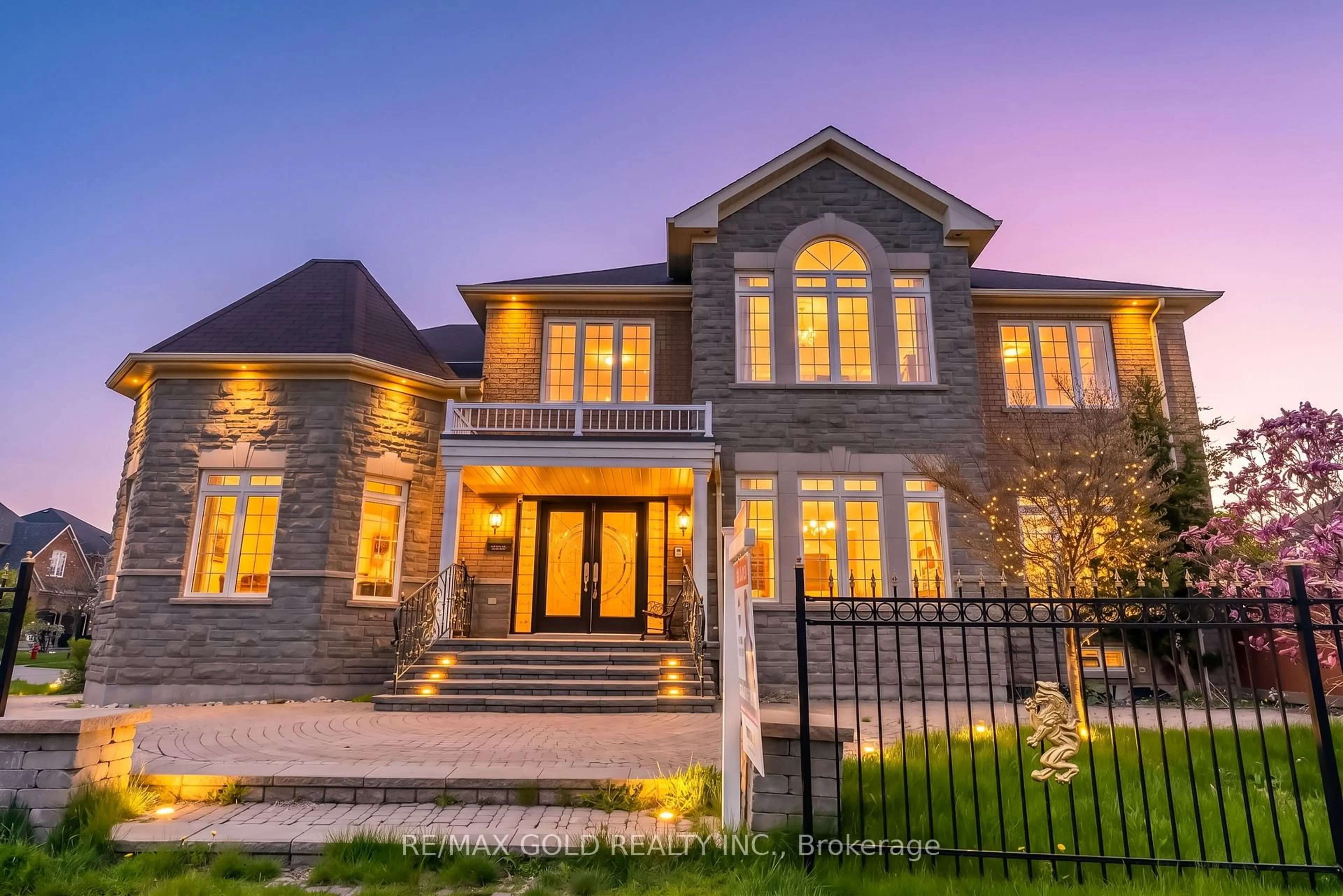 Home with brick exterior material, street for 5499 Doctor Peddle Cres, Mississauga Ontario L5M 0K7