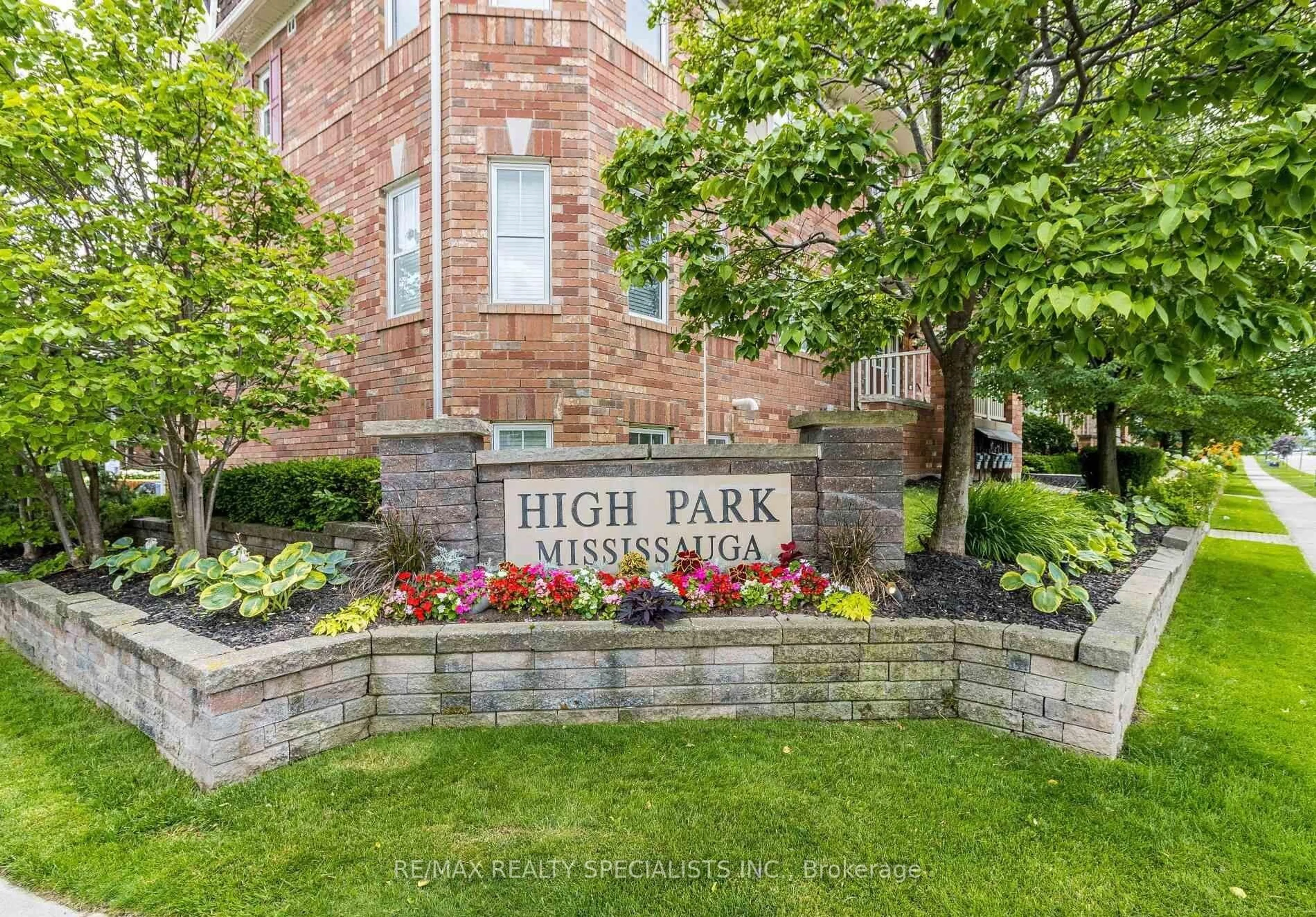 Unknown for 614 Shoreline Dr #5, Mississauga Ontario L5B 0A8