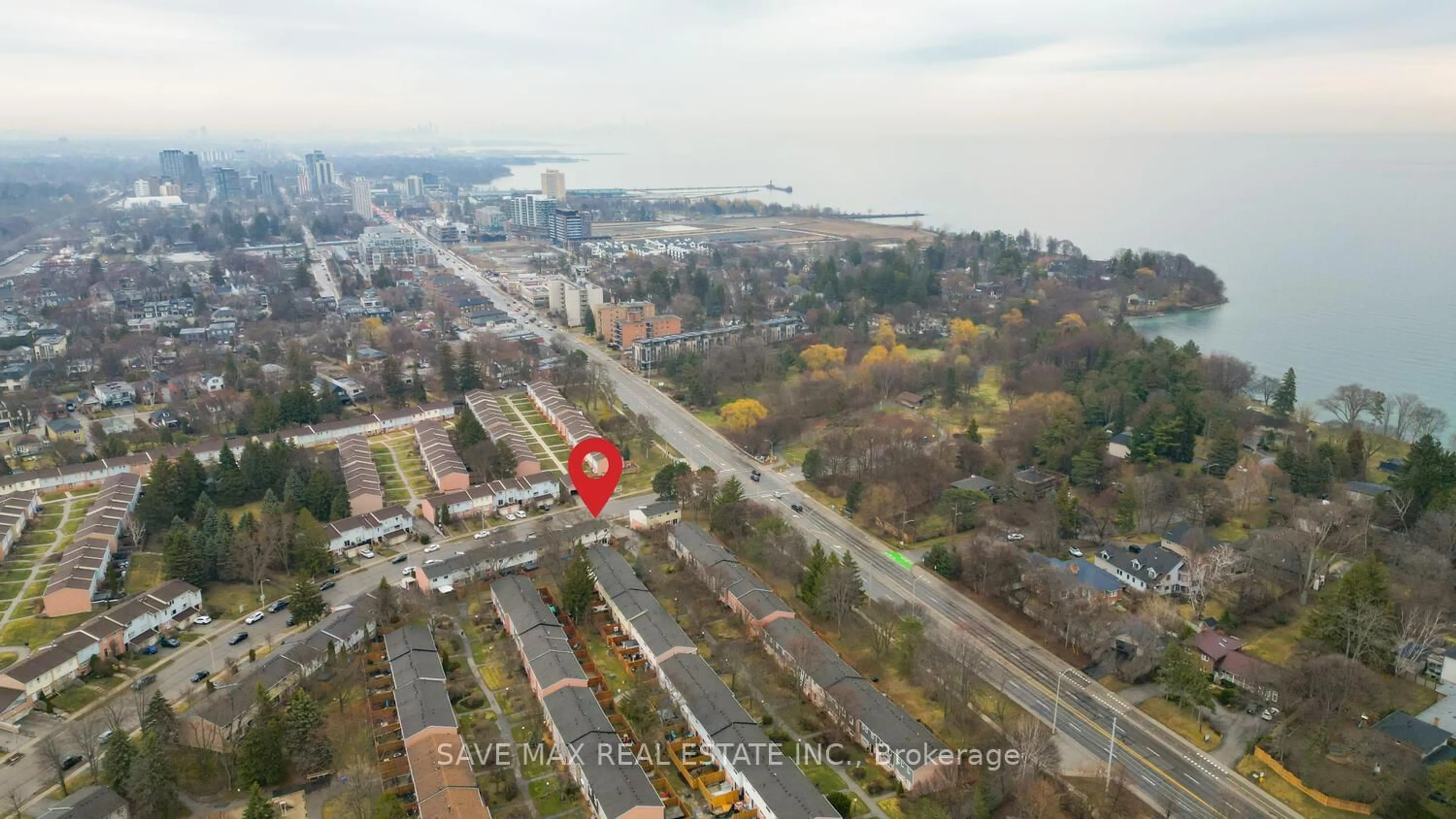 A pic from outside/outdoor area/front of a property/back of a property/a pic from drone, water/lake/river/ocean view for 1050 Shawnmarr Rd #145, Mississauga Ontario L5H 3V1