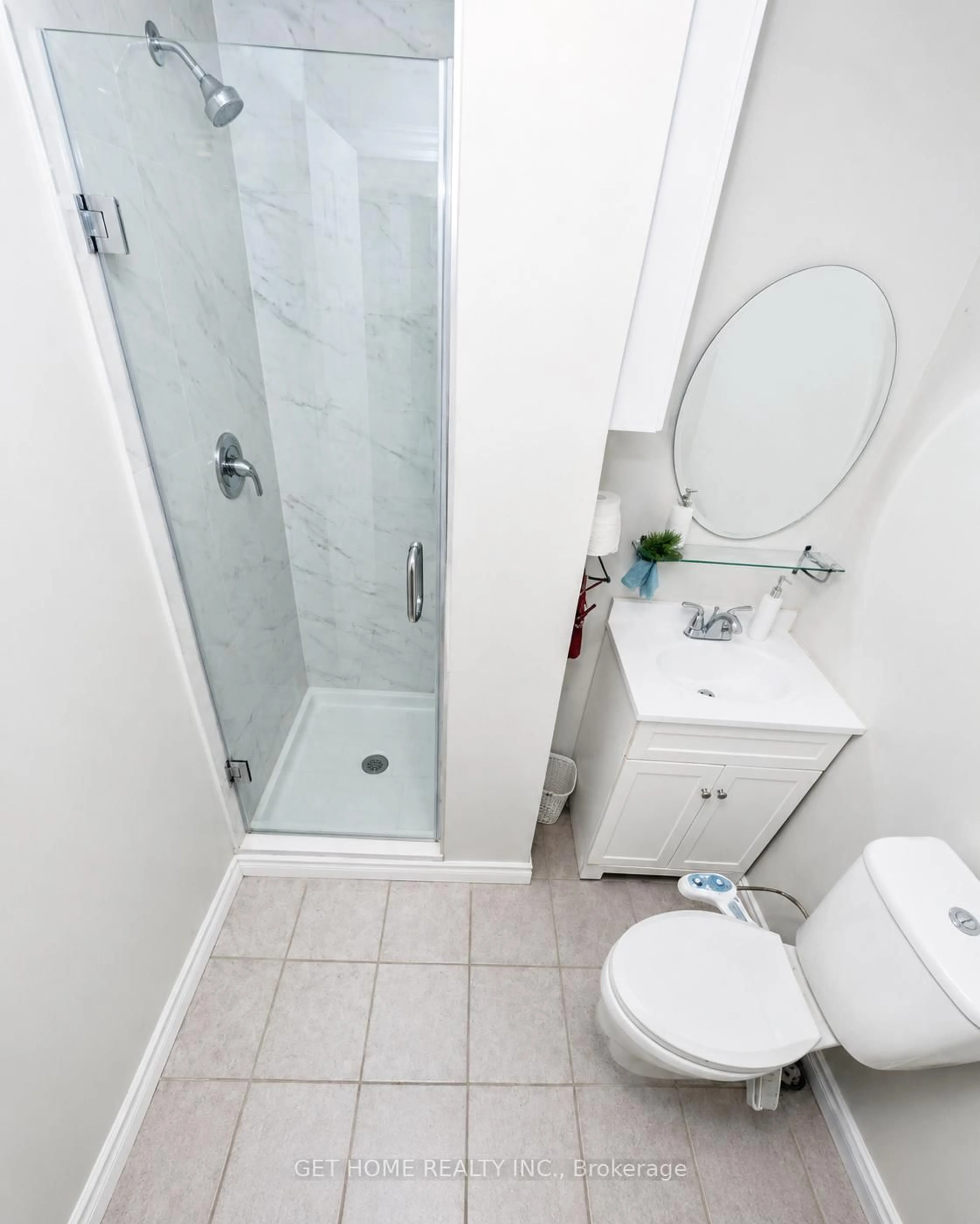 Standard bathroom, floor is not visible for 71 Craigleigh Cres #71, Brampton Ontario L6T 2E3