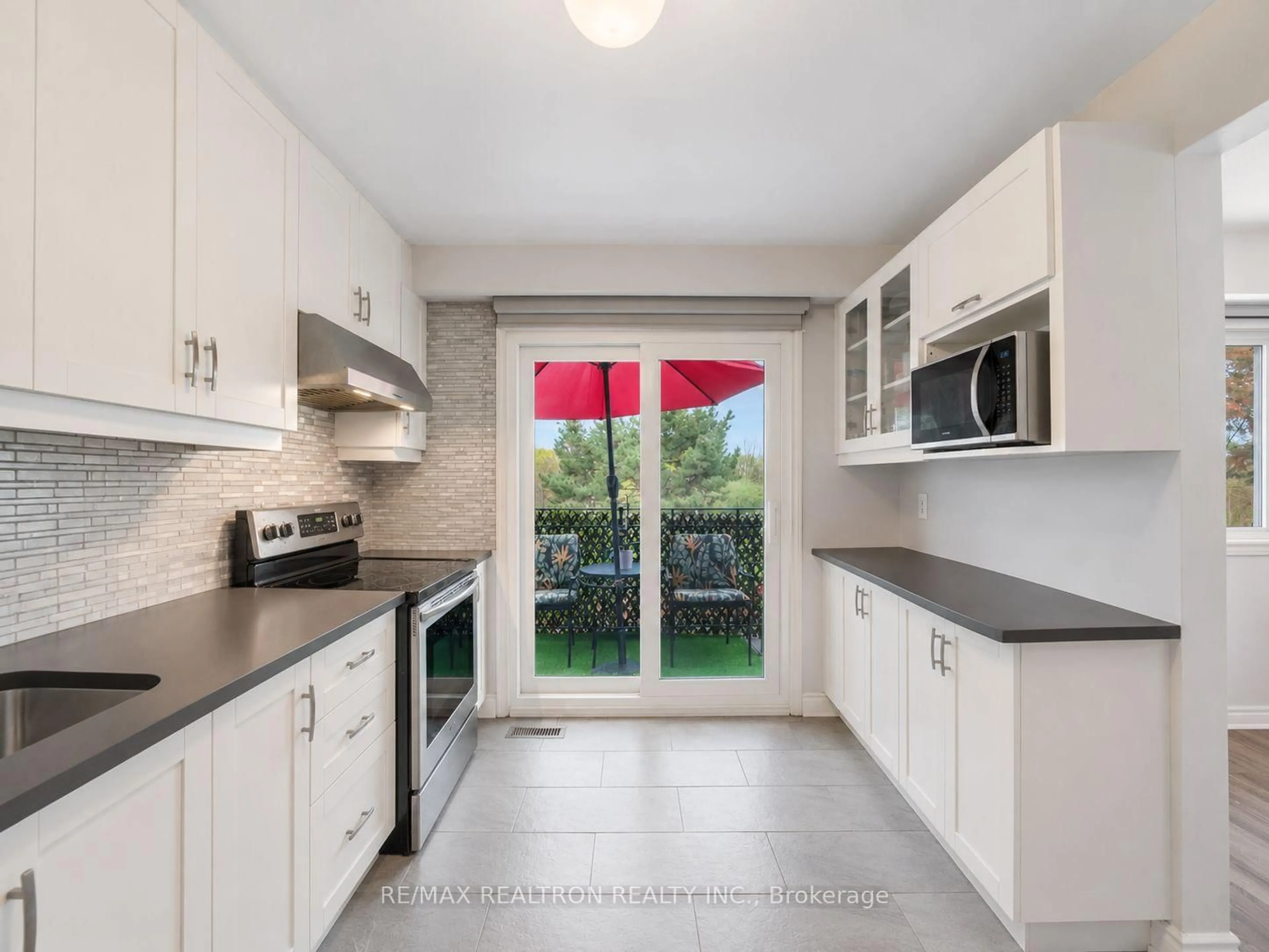 Unknown for 3525 Brandon Gate #59, Mississauga Ontario L4T 3M3