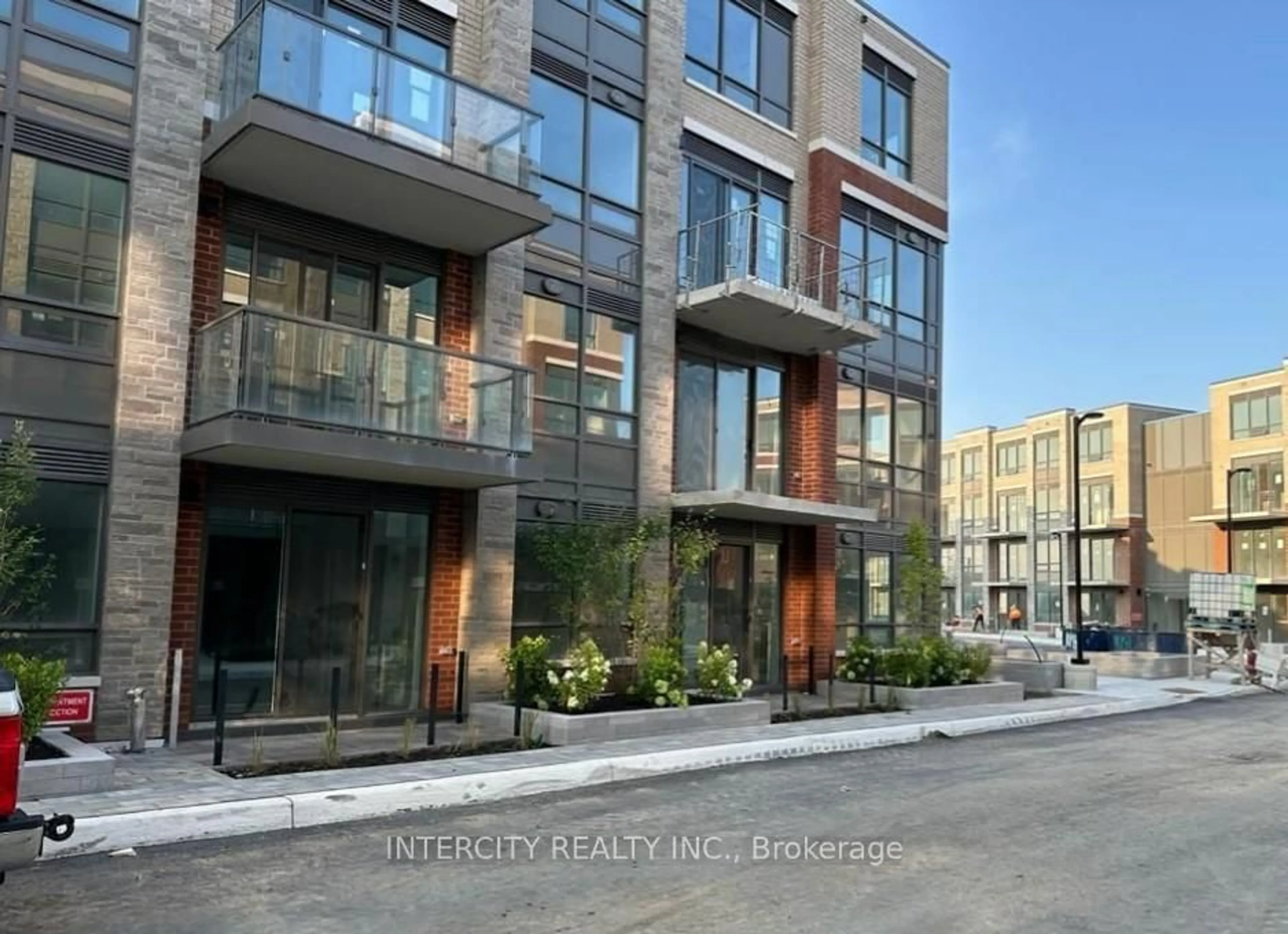 Patio, unknown for 85 Attmar Dr #138, Brampton Ontario L6P 0Y6