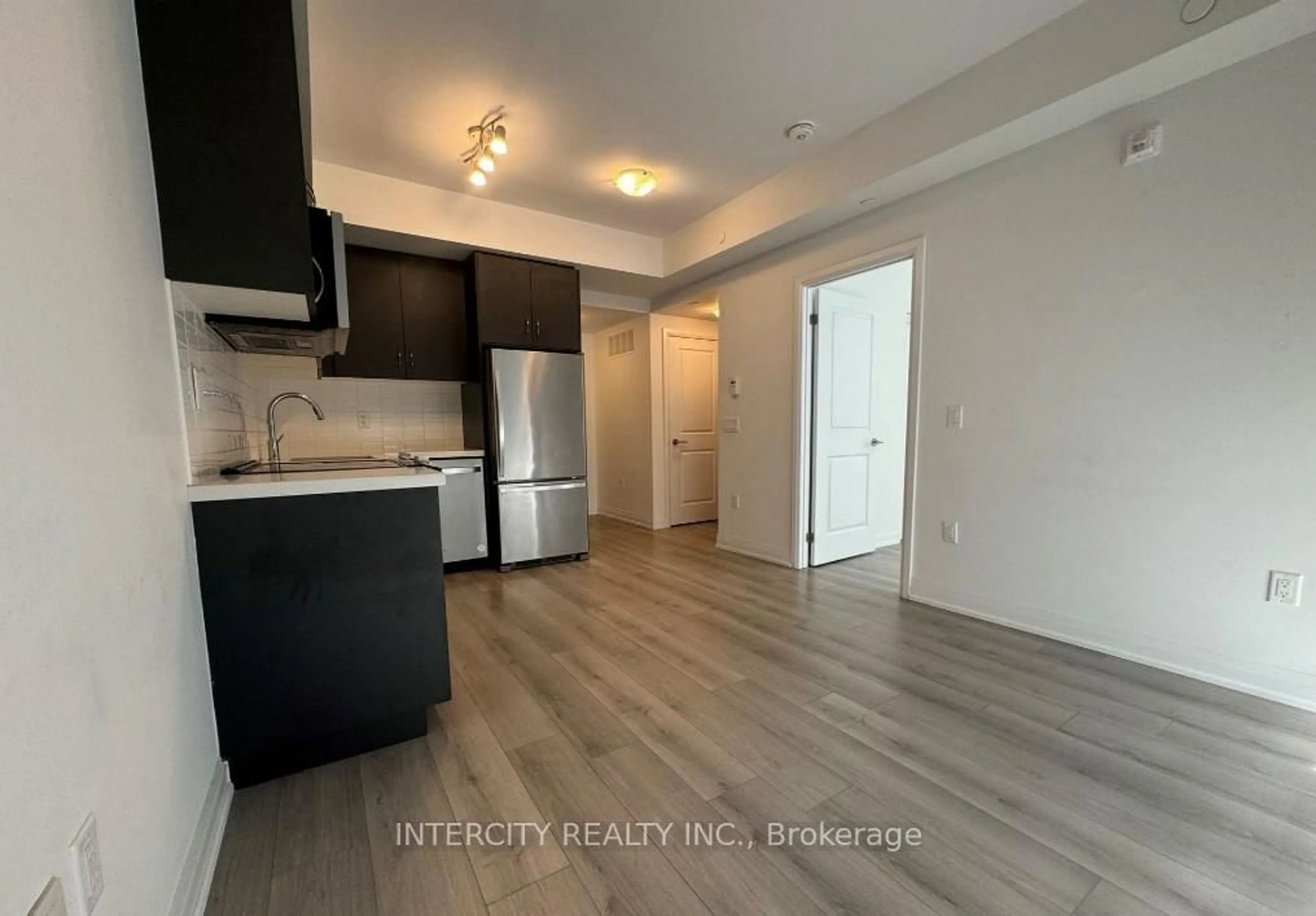 A pic of a room for 85 Attmar Dr #138, Brampton Ontario L6P 0Y6