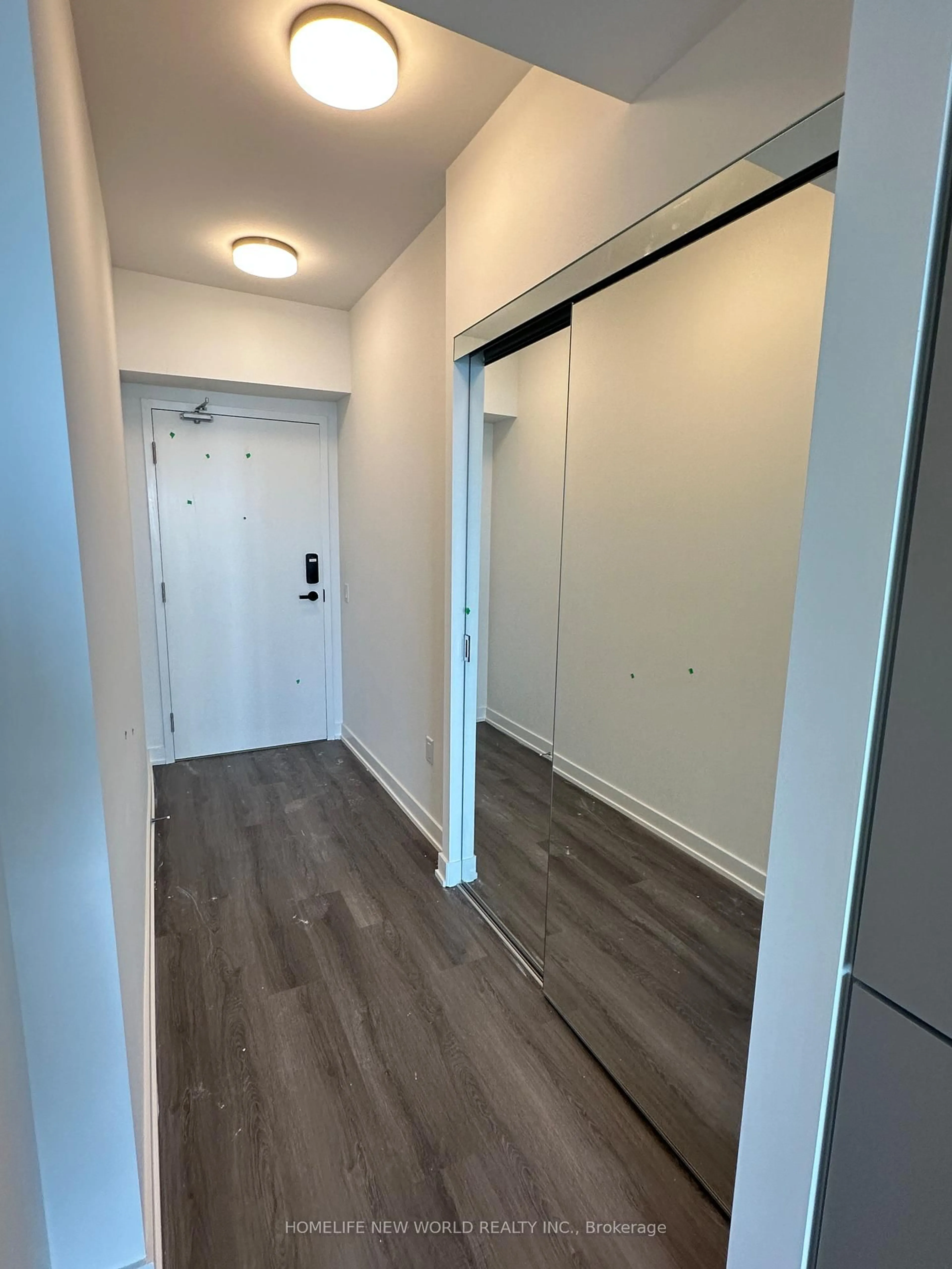 Unknown for 3883 Quartz Rd #3808, Mississauga Ontario L5B 0M4